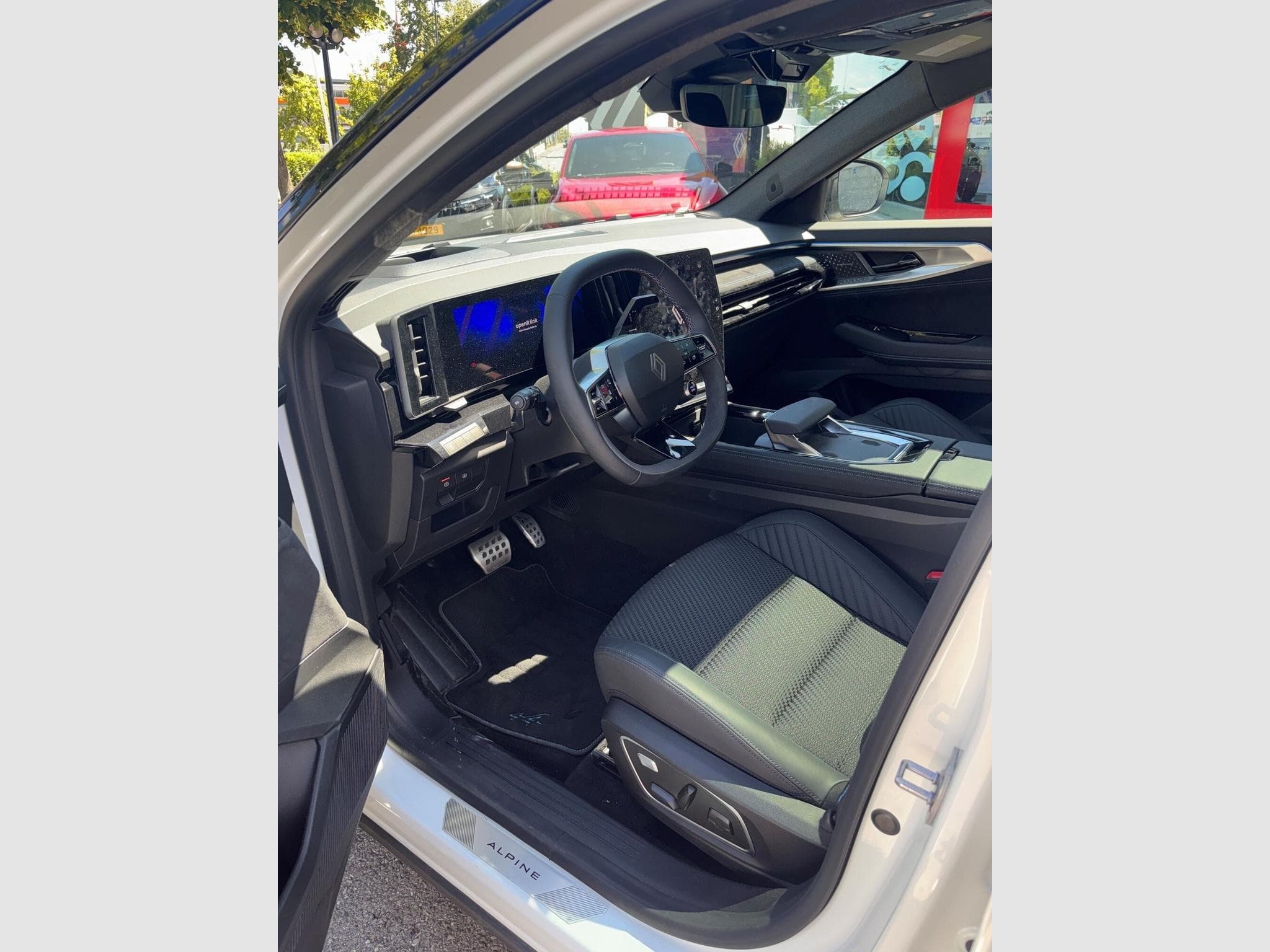 Renault Austral 1.2 FULL HYBRIDE ALPINE (2026) - Foto 2