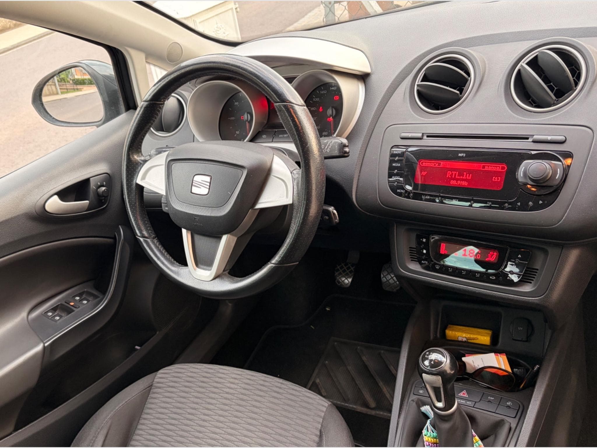 Seat Ibiza (2011) - Foto 3