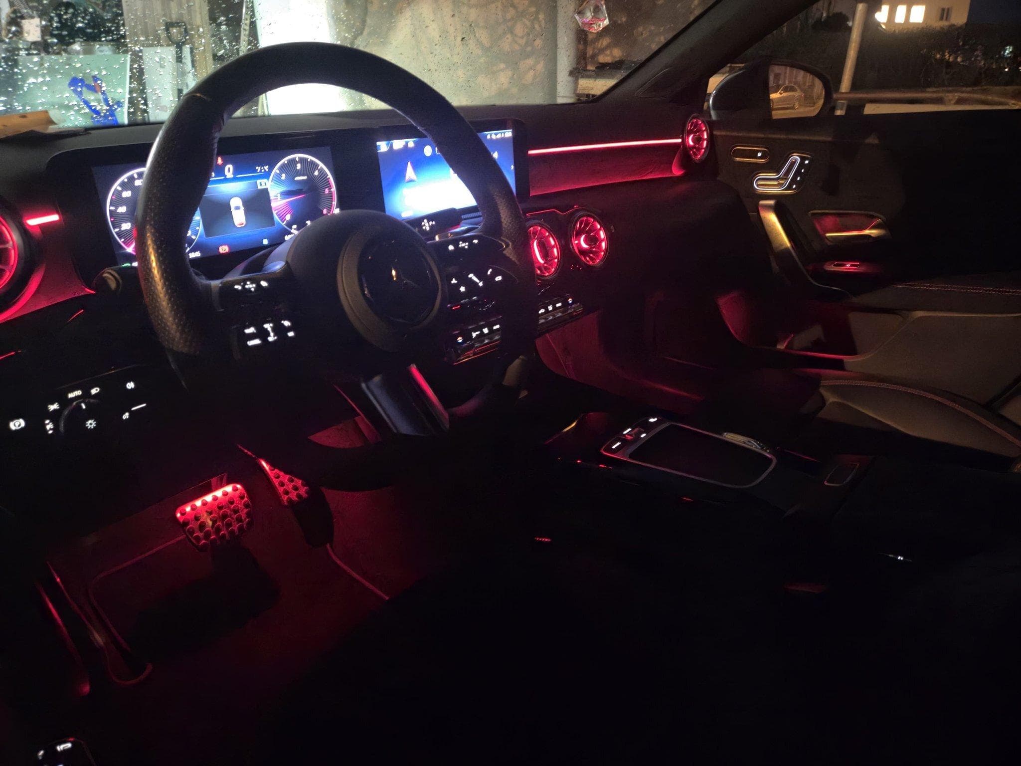 Mercedes A 220 AMG Line Premium Night Edition (2023) - Photo 10