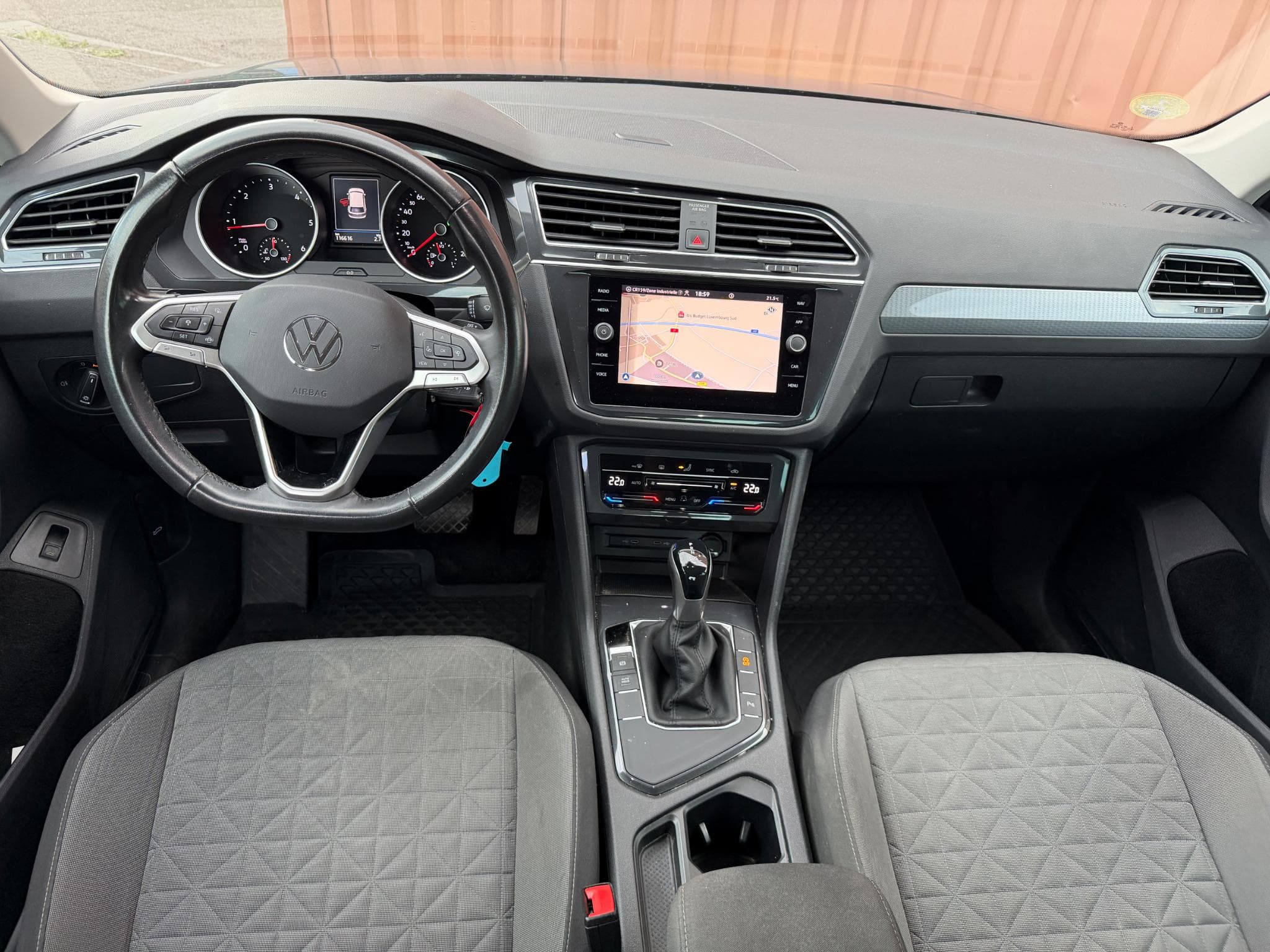 VW Tiguan 2.0 TDI 150ch DSG Life (2021) - Photo 3