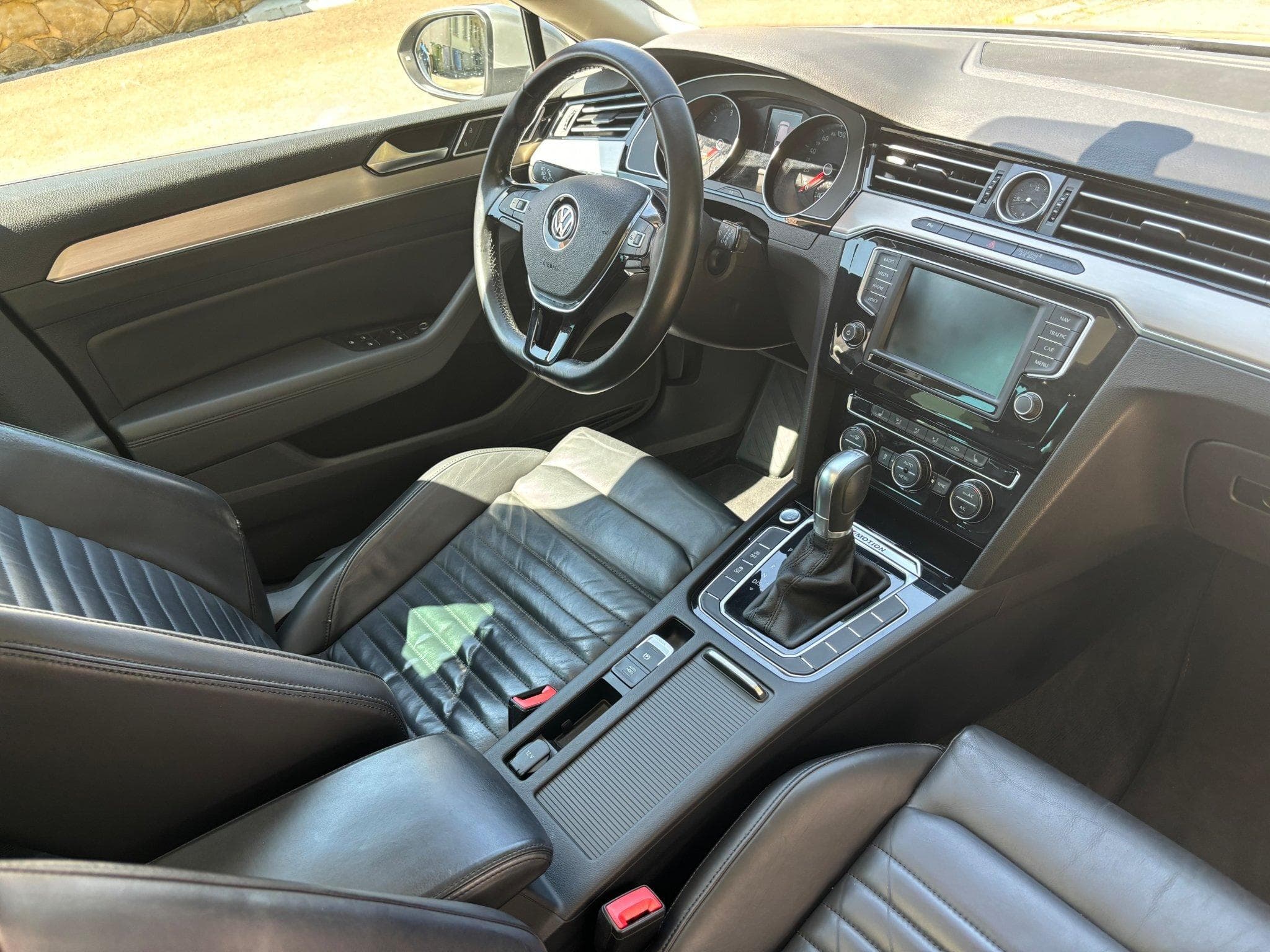 VW Passat 2.0Tdi 4Motion DSG 190cv (2015) - Photo 3