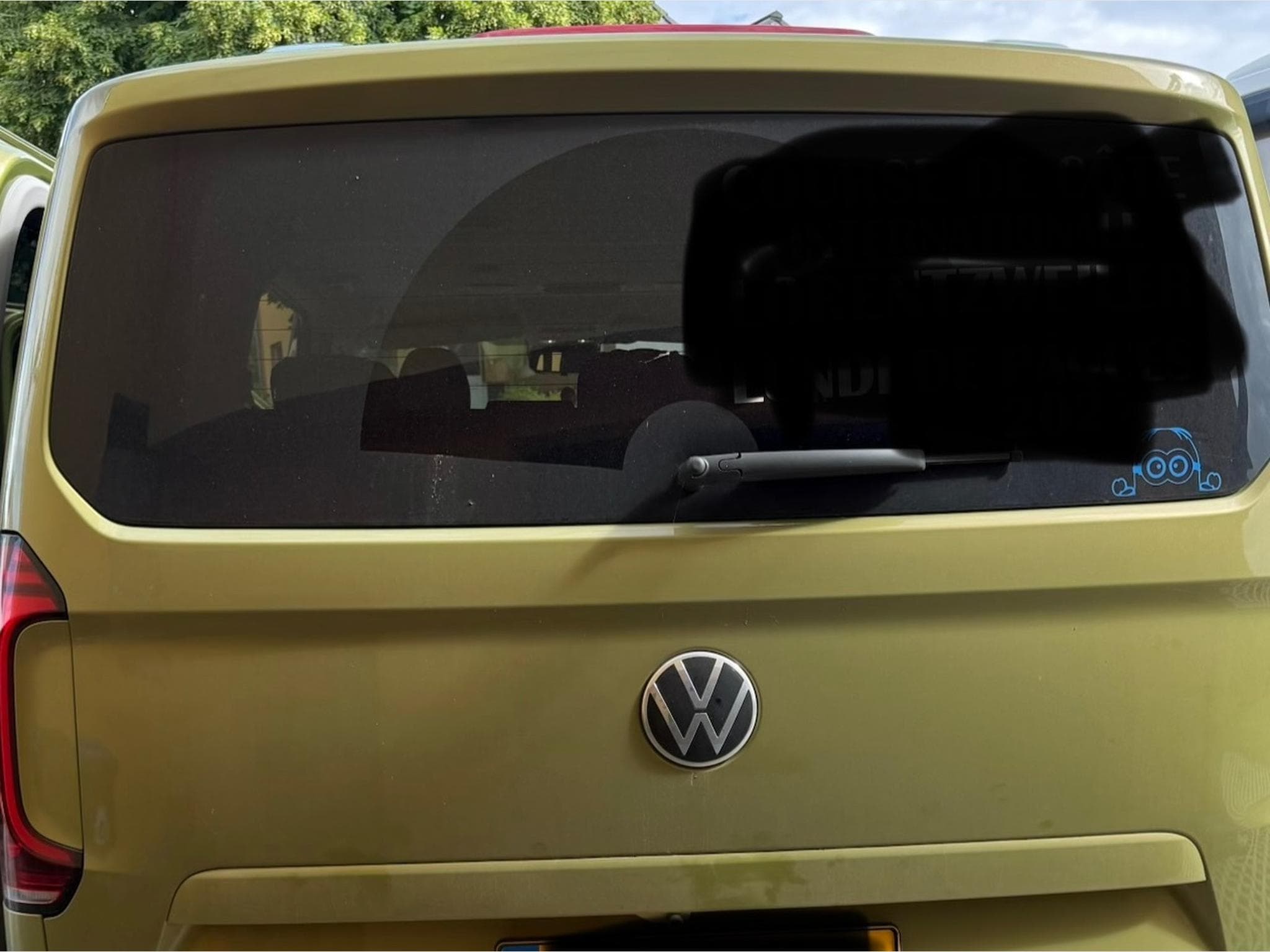 VW Caravelle T7 Style Court (2025) - Photo 1
