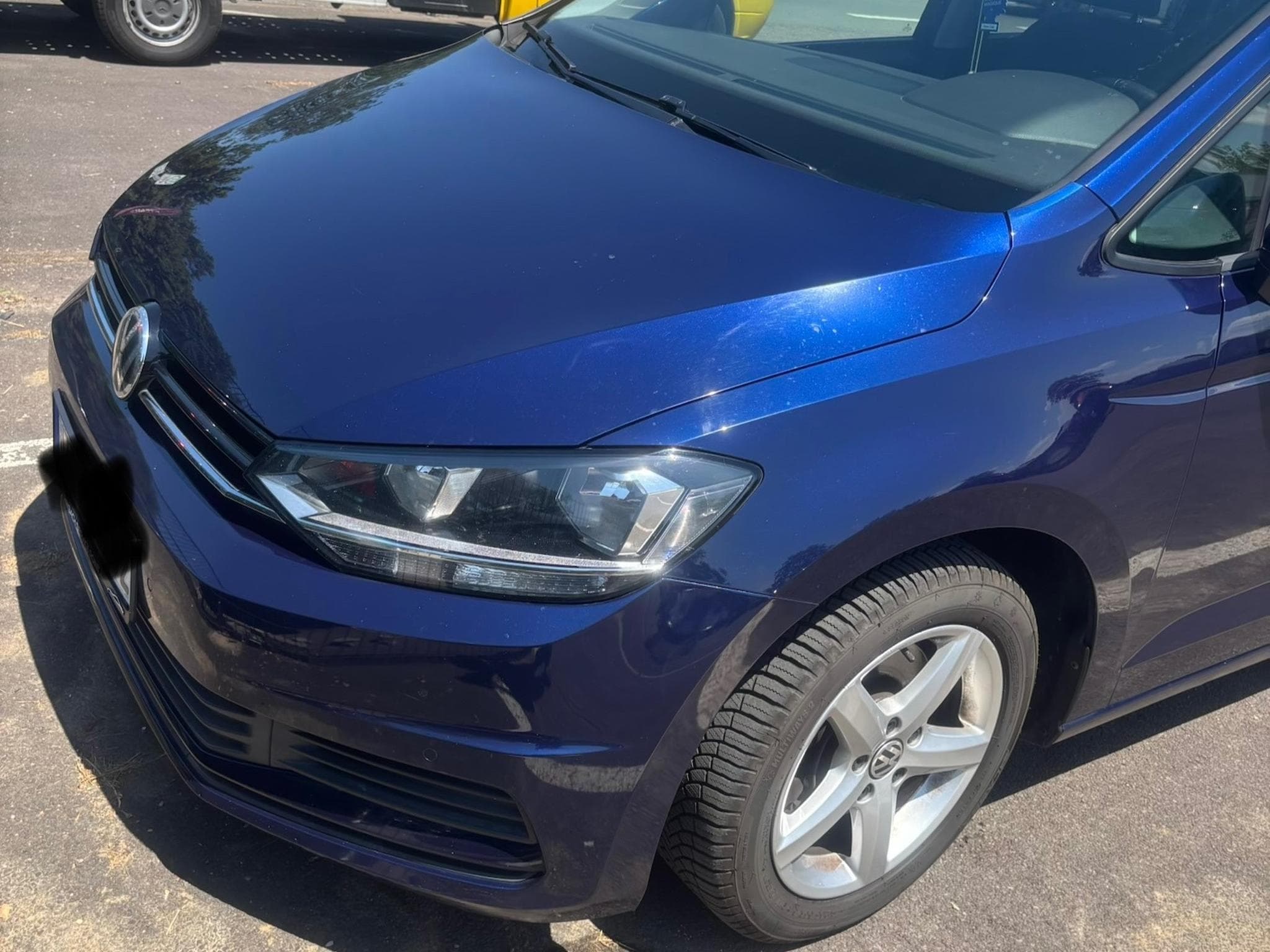 VW Touran (2017) - Photo 2