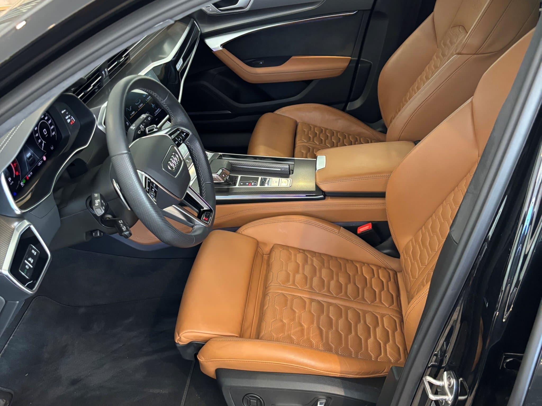 Audi RS6 4.0 TFSI tiptr. quattro (2023) - Photo 5