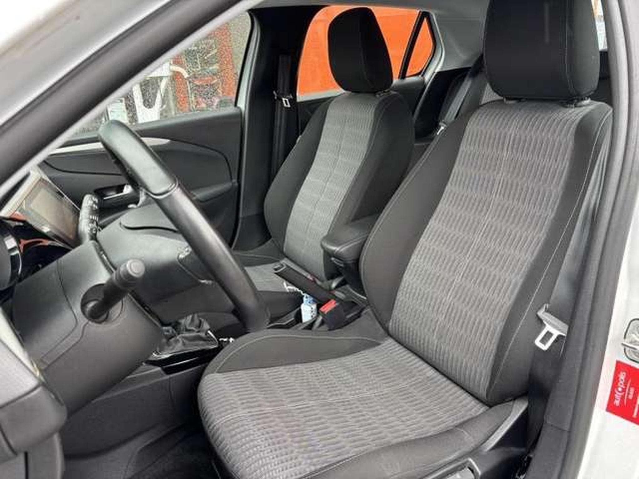 Opel Corsa 1.5 TURBO DIESEL - JUSQU'A 48 MOIS DE GARANTIE (2023) - Foto 10