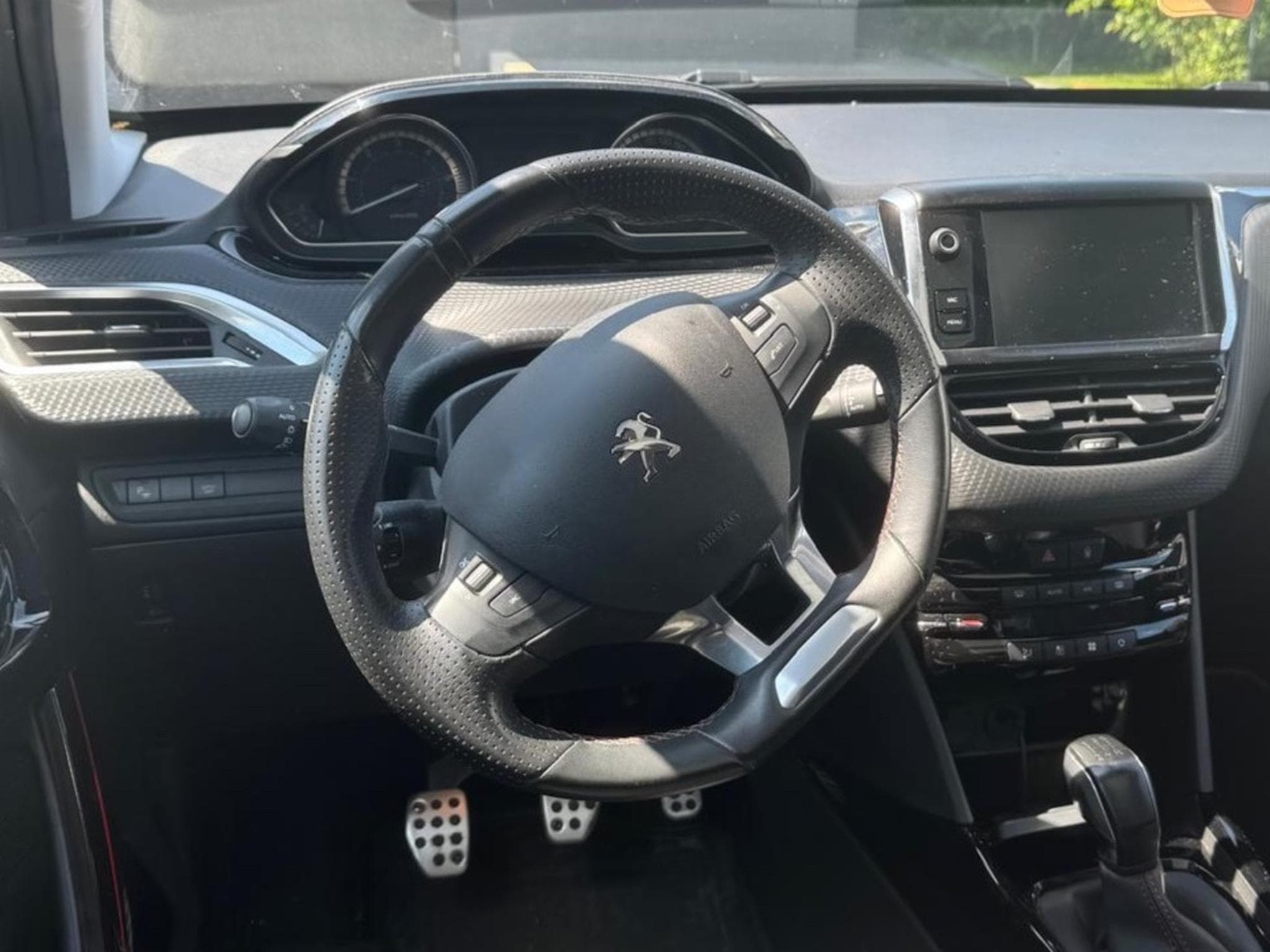 Peugeot 2008 GT Line (2019) - Photo 5