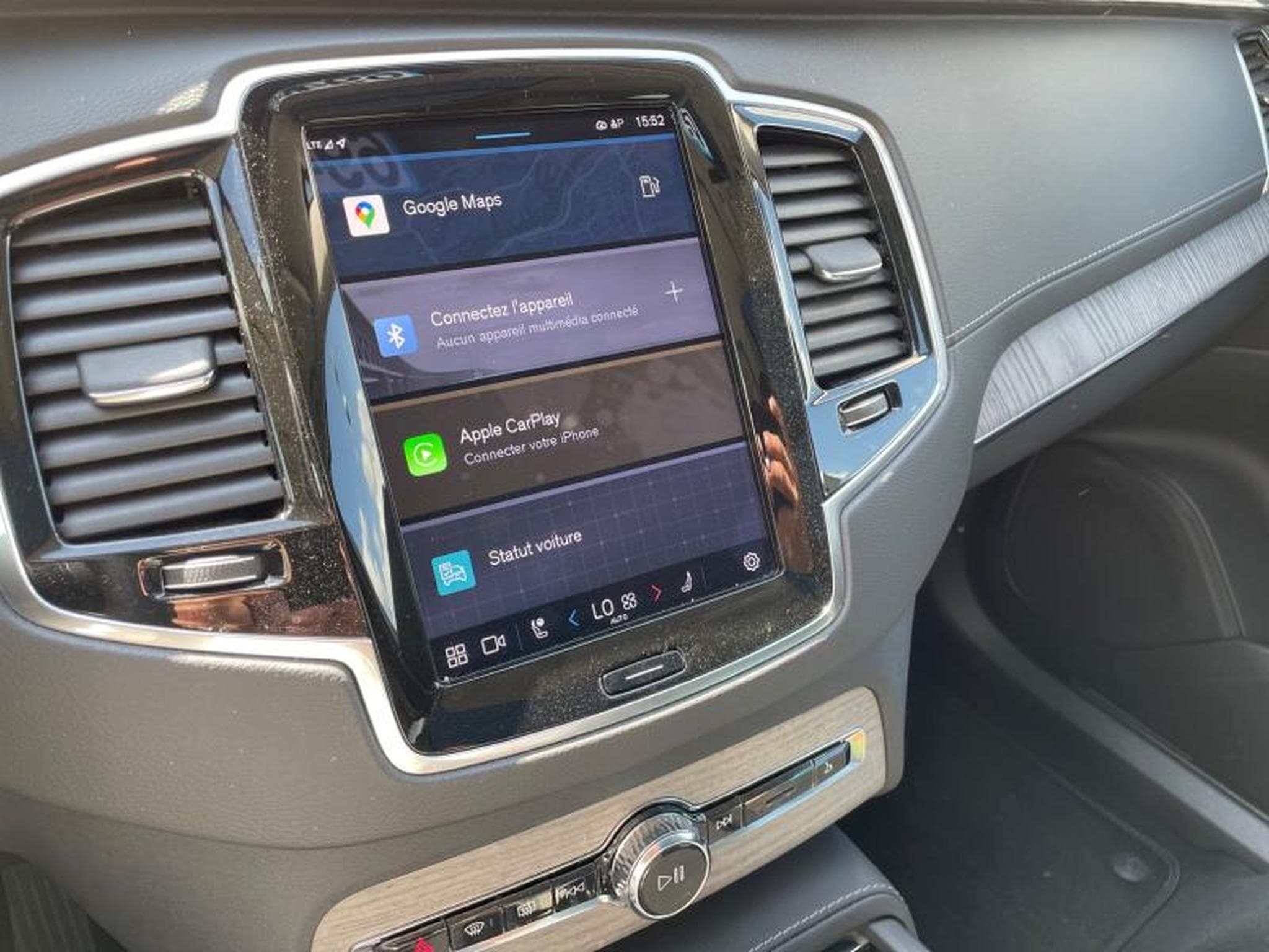 Volvo XC90 B5 AWD Plus Bright / Diesel (2023) - Photo 16