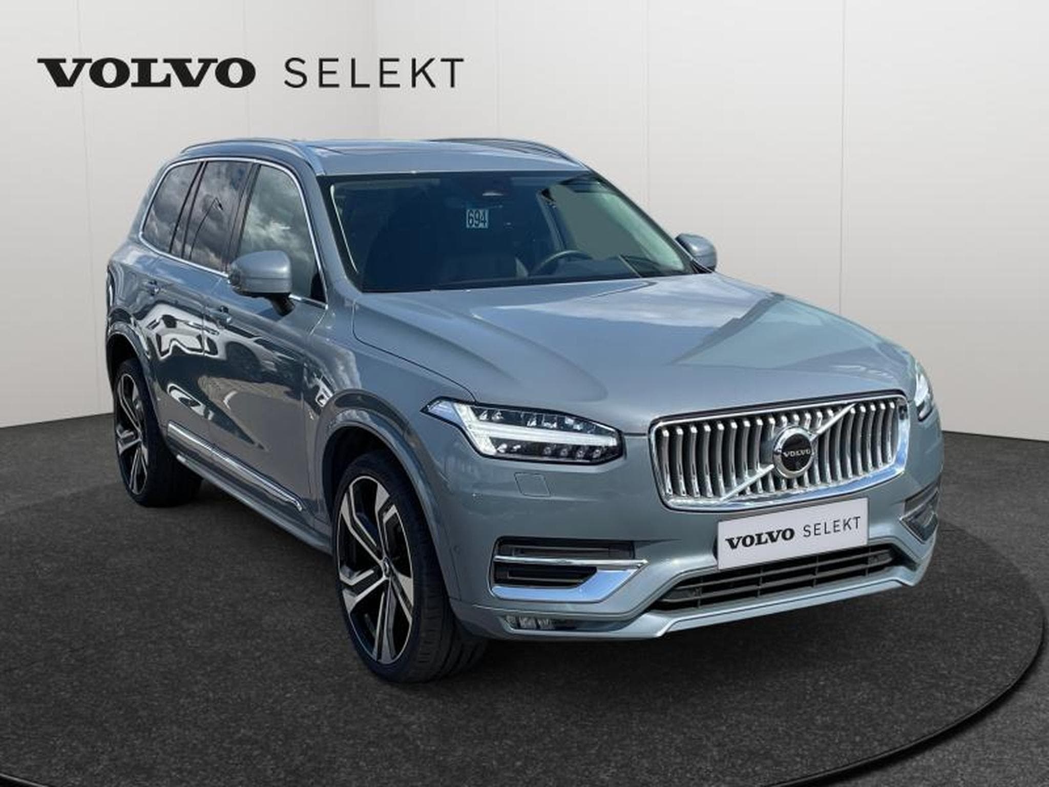Volvo XC90 B5 AWD Plus Bright / Diesel (2023) - Photo 8