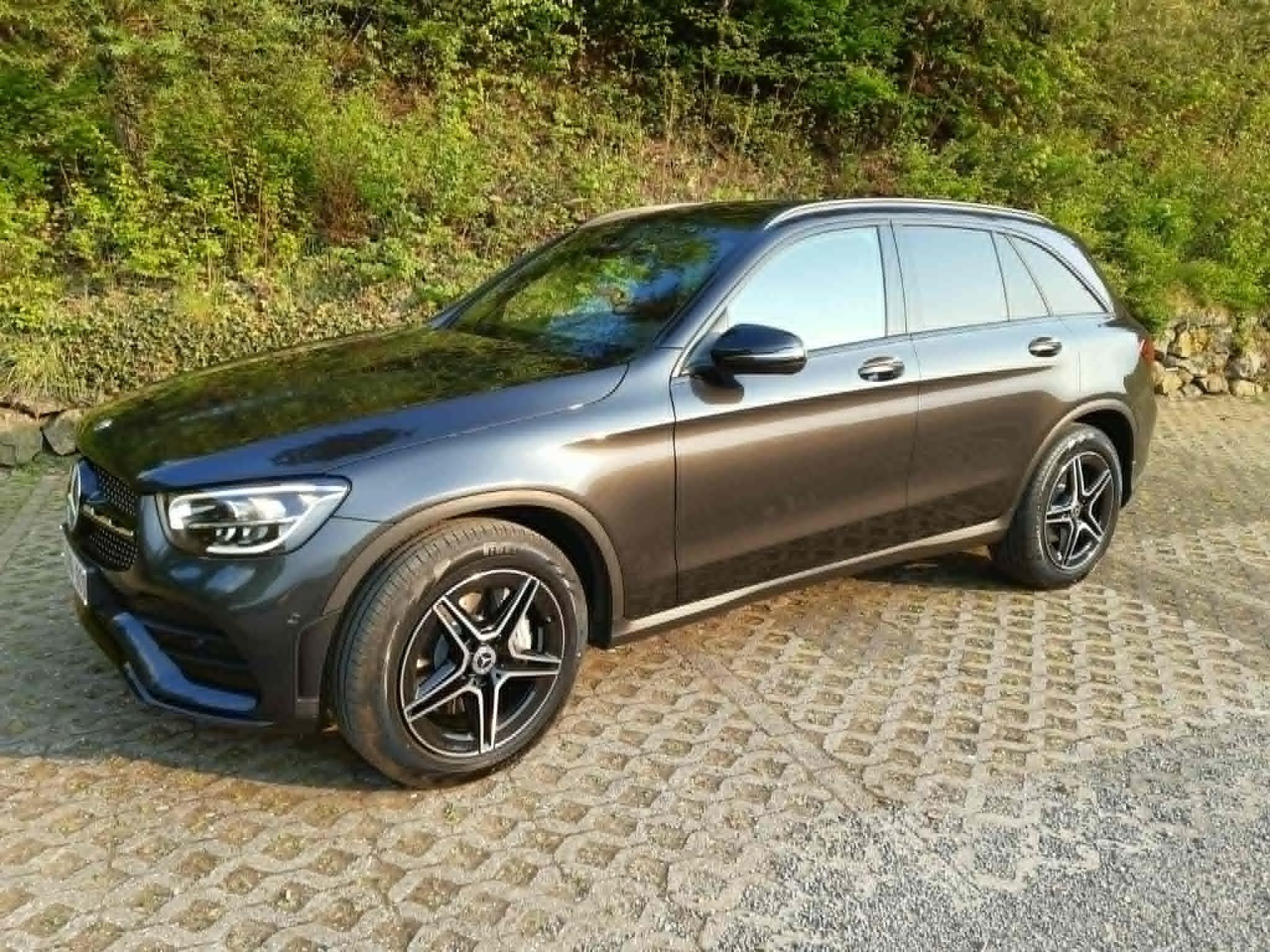 Mercedes GLC 200 AMG line, attelage, très bon état (2022) - Photo 1