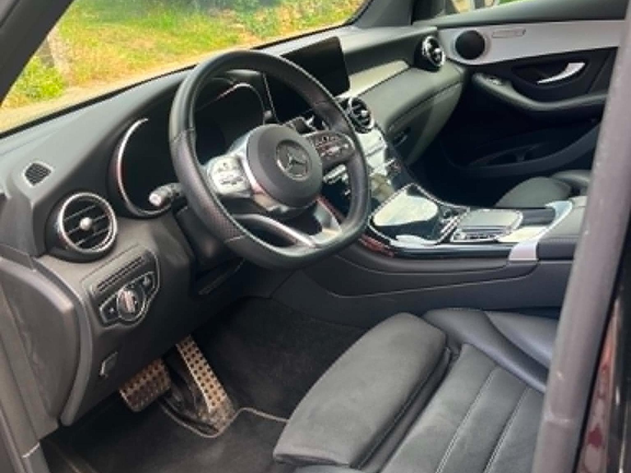 Mercedes GLC 200 AMG line, attelage, très bon état (2022) - Photo 3