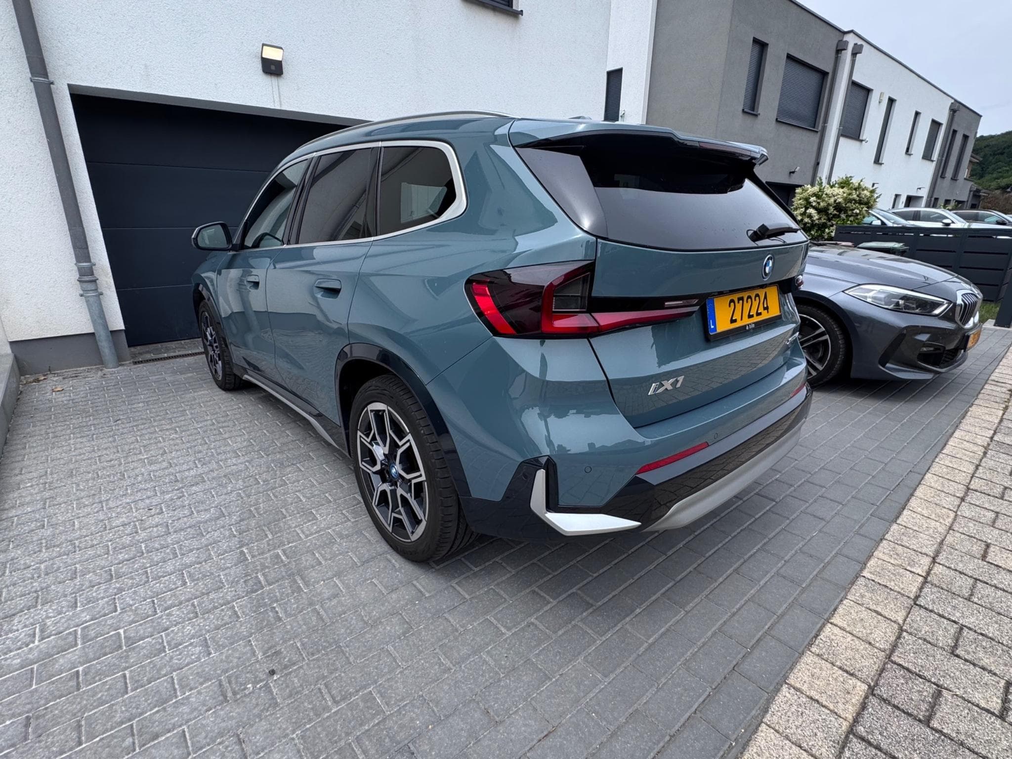 BMW iX1 xDrive30 | X-Line | sous garantie (2023) - Foto 1