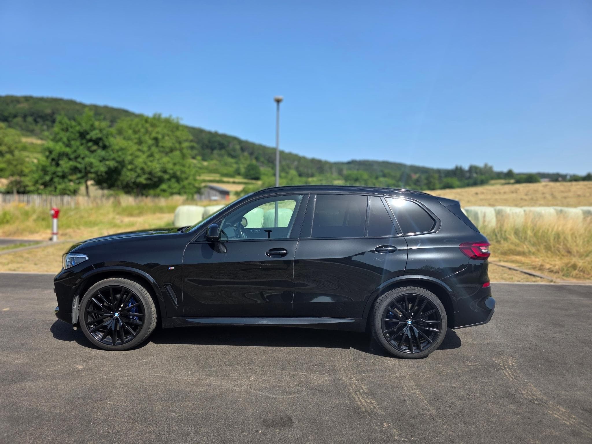 BMW X5 30d M-Sport xDrive (2022) - Photo 3
