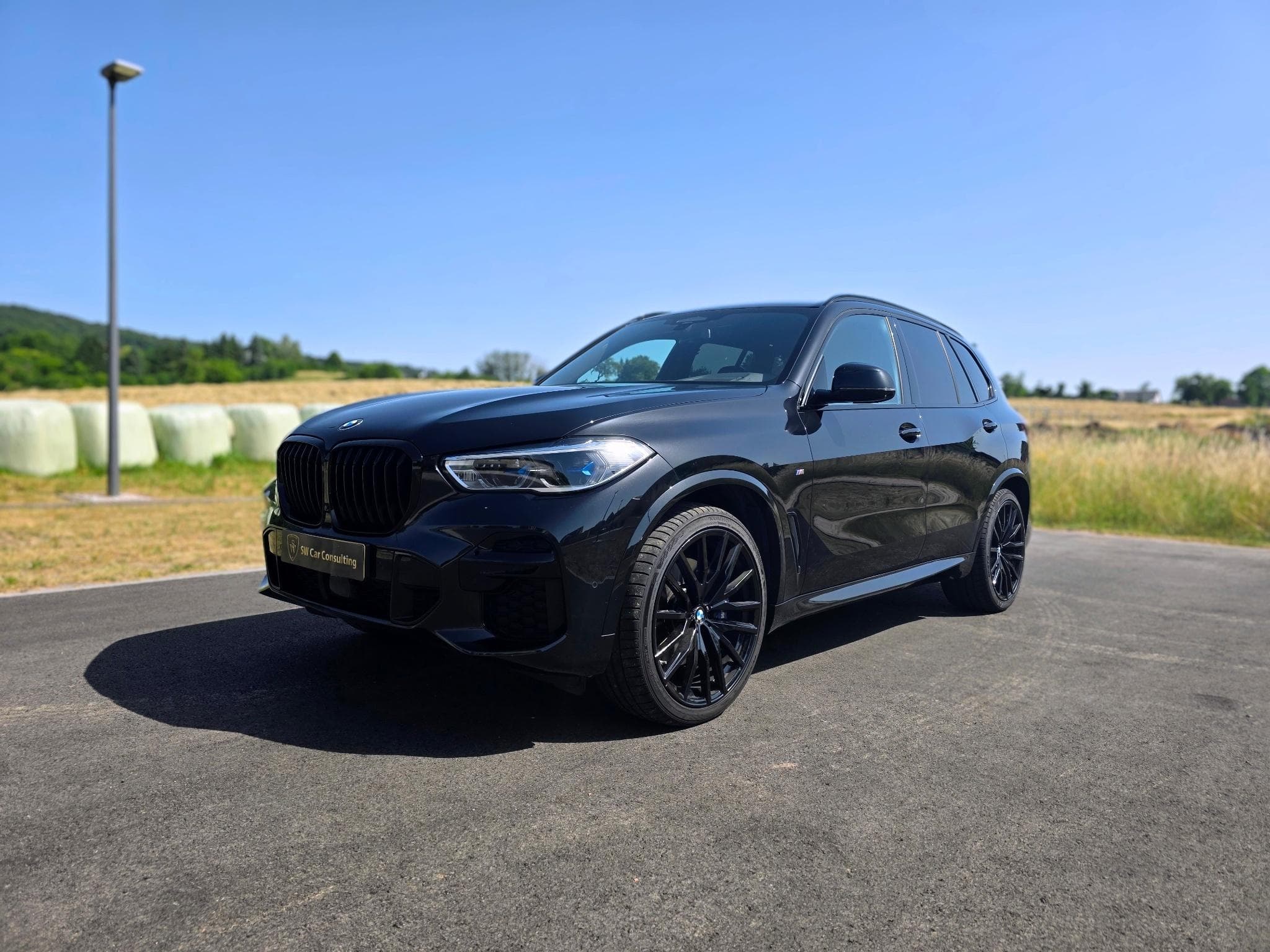 BMW X5 30d M-Sport xDrive (2022) - Photo 2