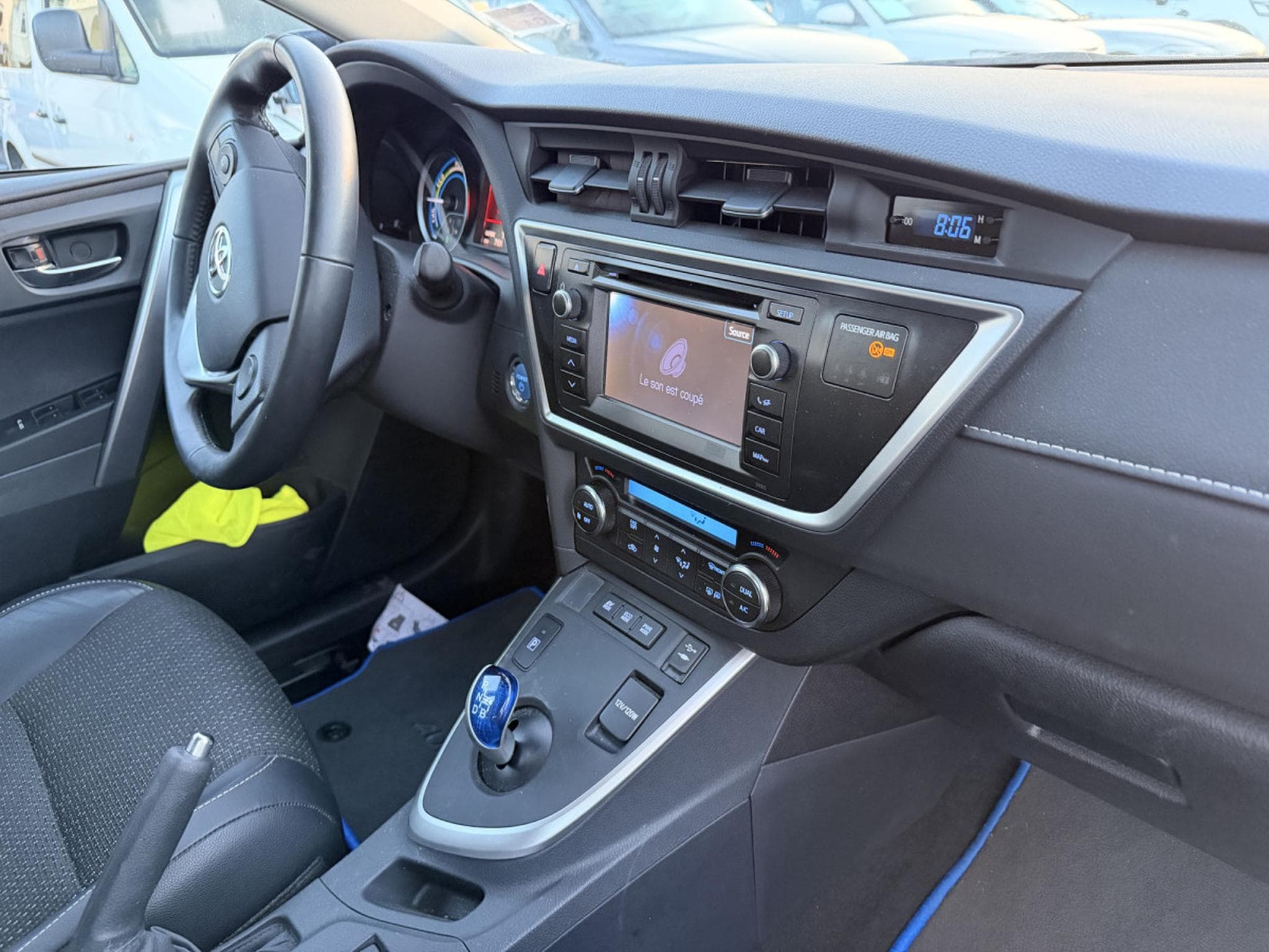Toyota Auris 1.8 Hybrid (2014) - Photo 13
