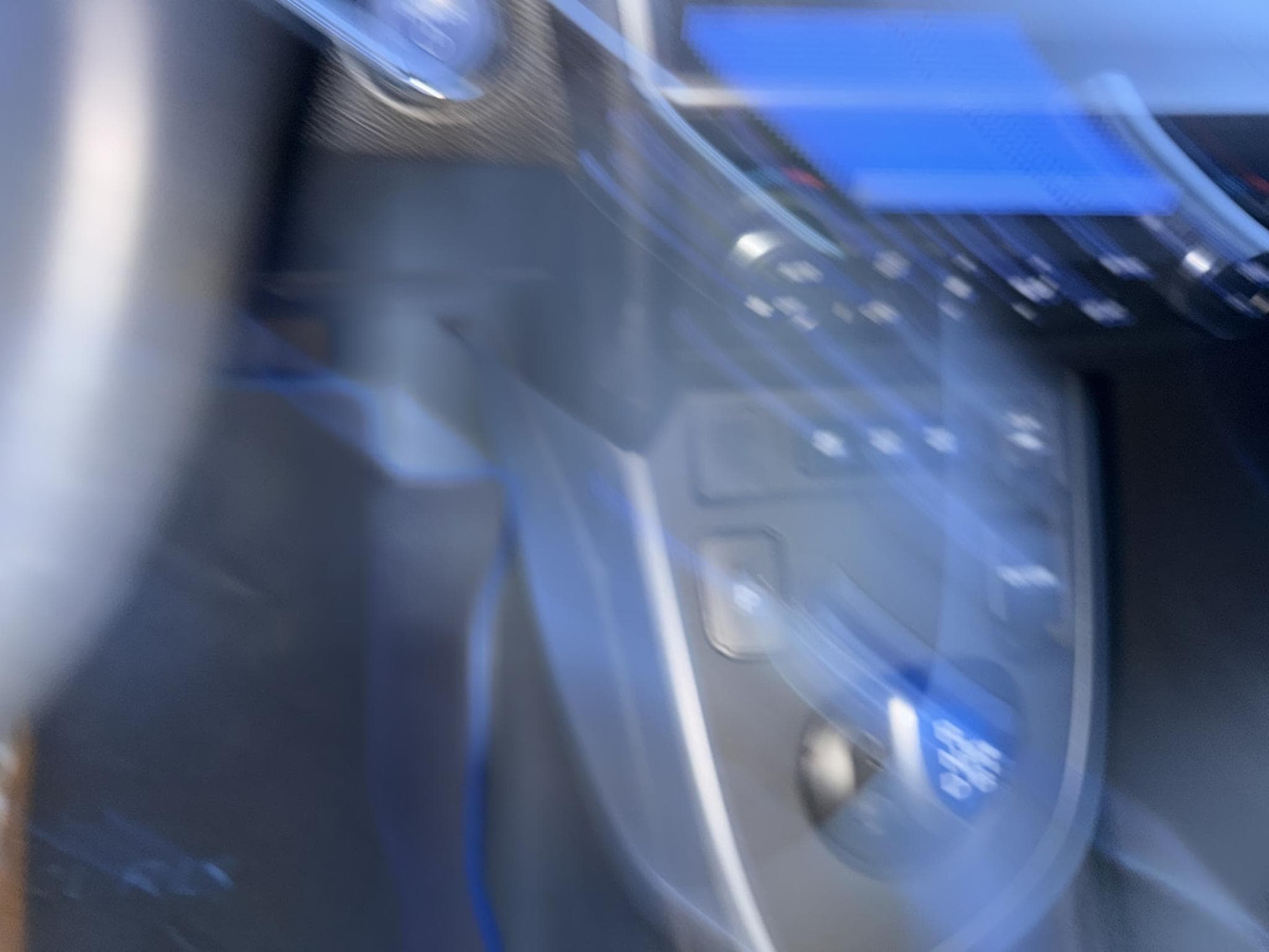 Toyota Auris 1.8 Hybrid (2014) - Photo 16