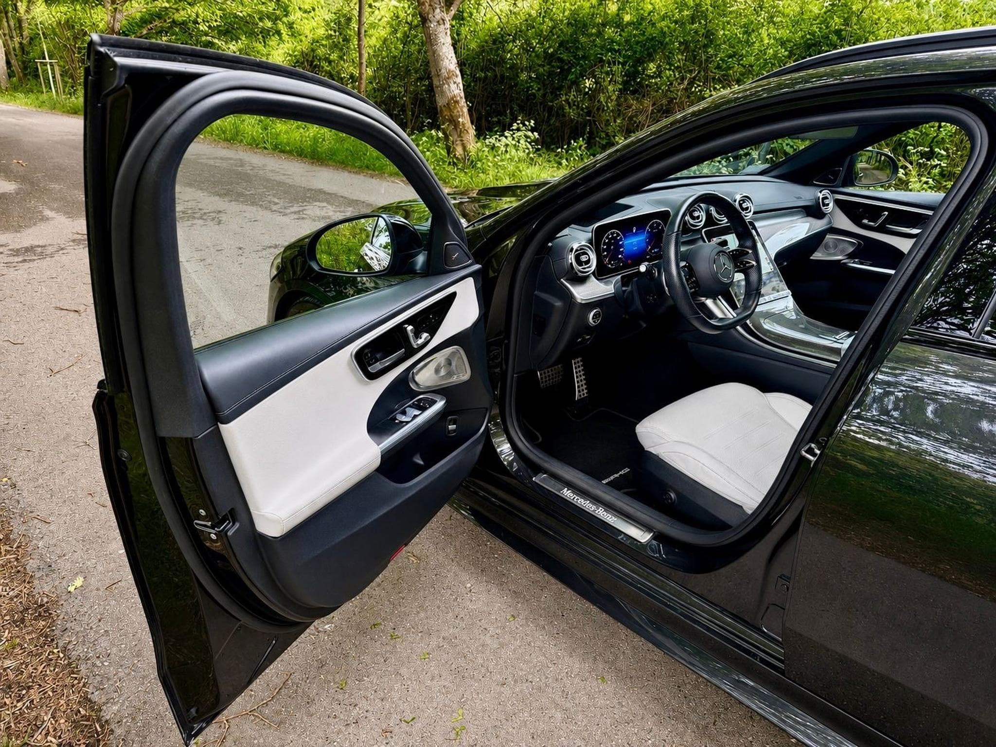 Mercedes C 220 C 220d AMG Avantgarde LED+Night+Ka+Keyl. (2022) - Foto 12