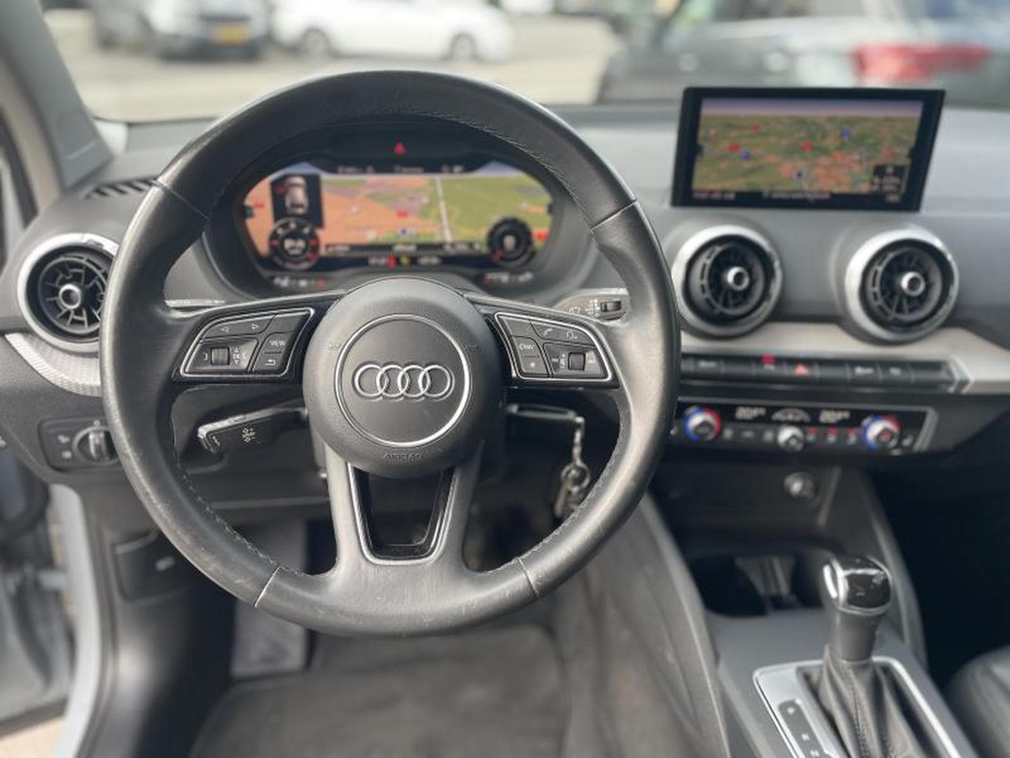 Audi Q2 30 Tdi 116 cv S-tronic (2023) - Photo 7