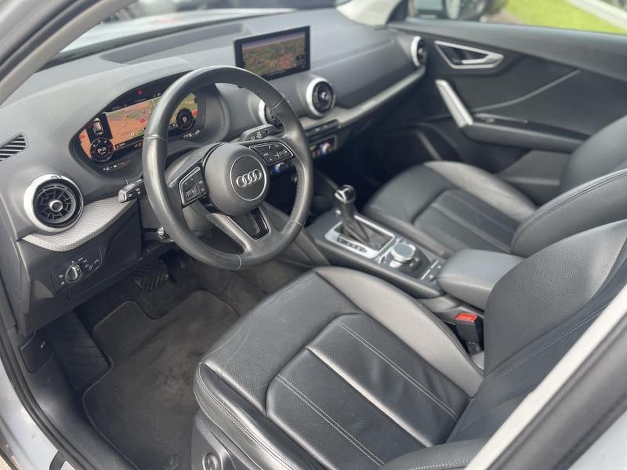 Audi Q2 30 Tdi 116 cv S-tronic (2023) - Photo 5