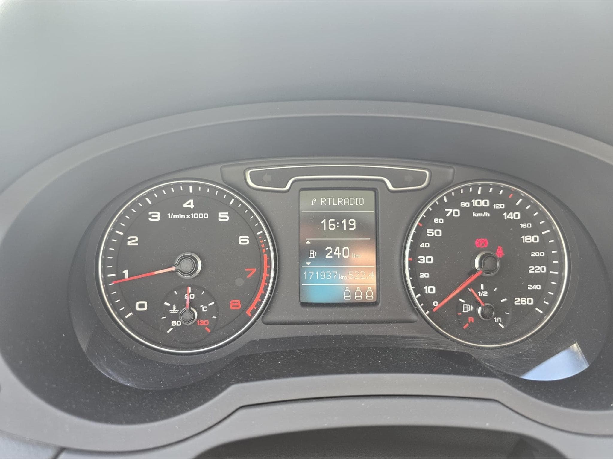 Audi Q3 2.0 TFSI Quattro (2013) - Photo 9