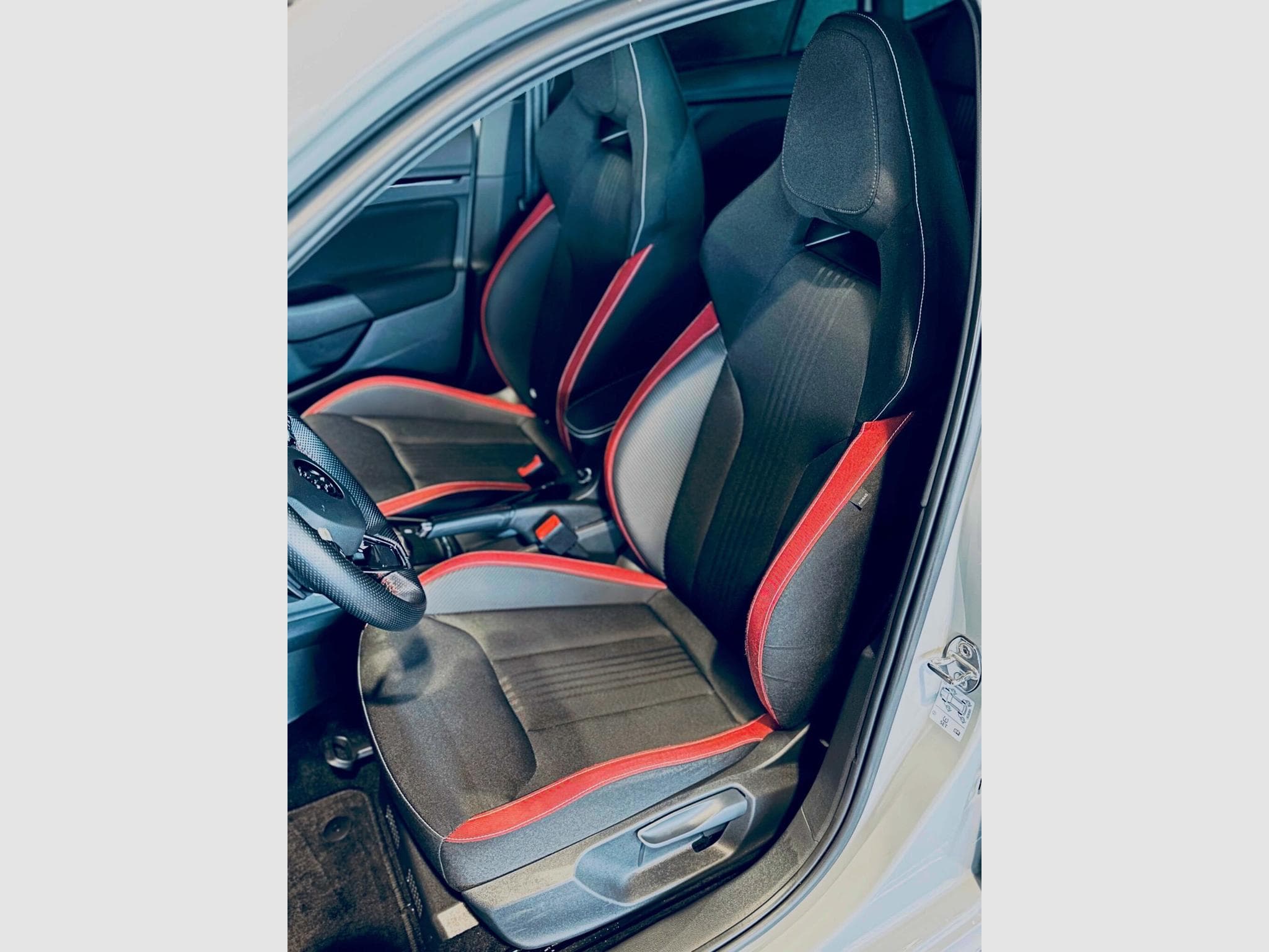 Skoda Kamiq KAMIQ MONTE CARLO TSI DSG (2022) - Photo 7