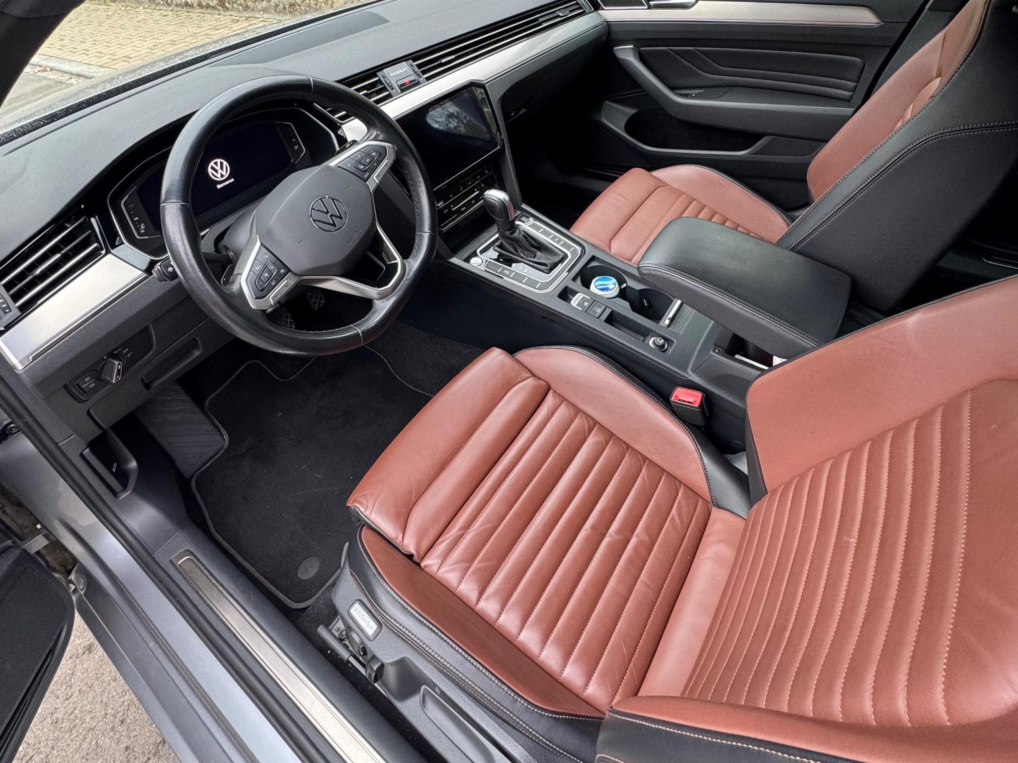 VW Passat Elegance (2021) - Foto 3