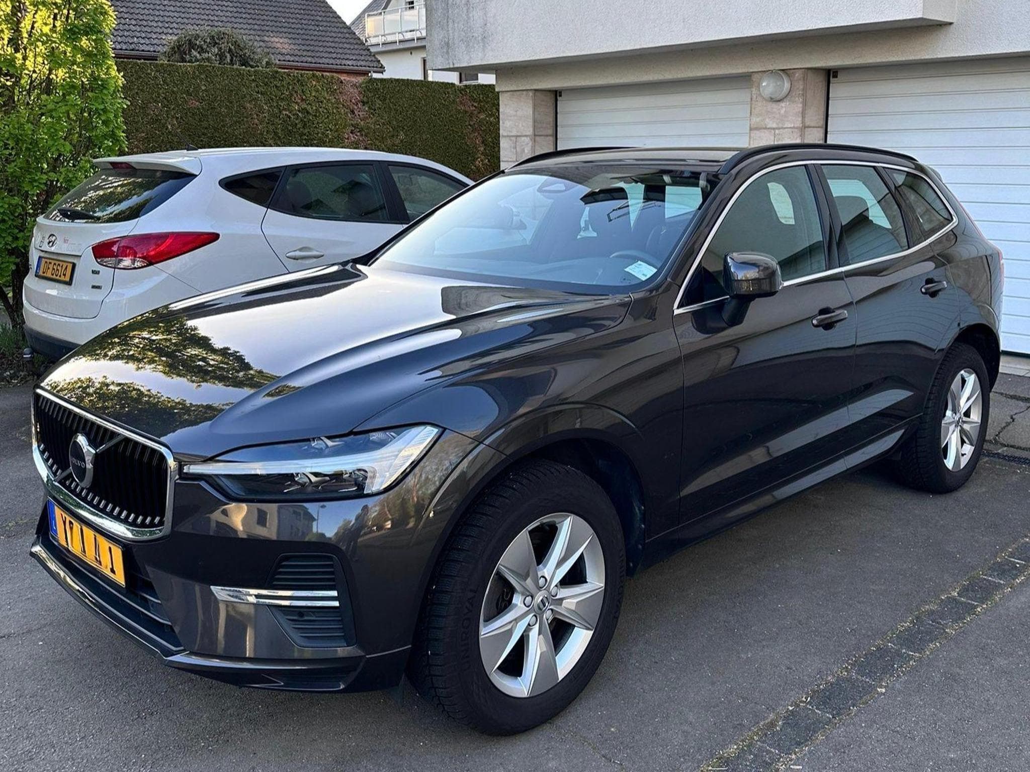 Volvo XC60 Core B4 Mild Hybrid Diesel Platinum Grey (2022) - Foto 3