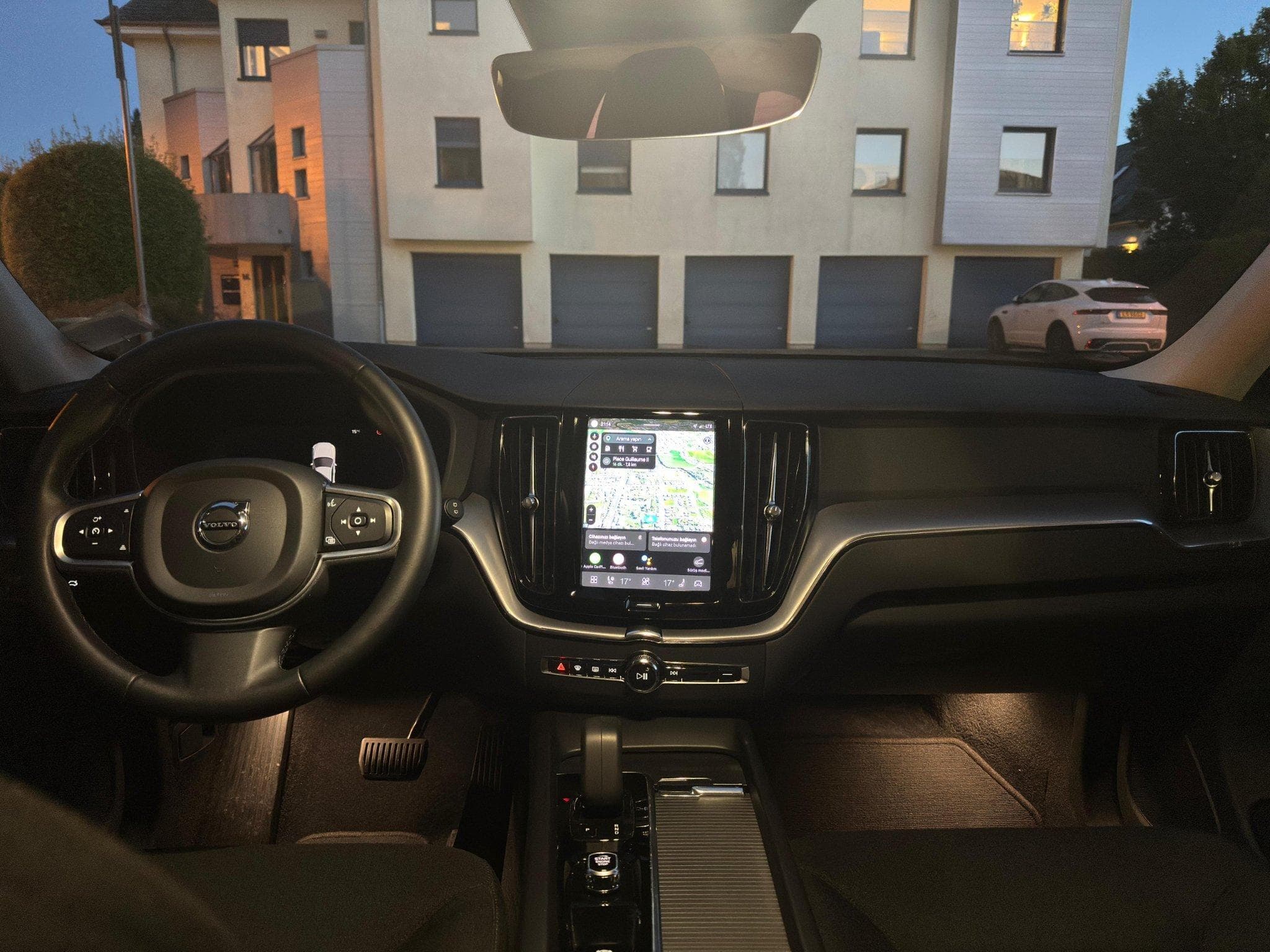 Volvo XC60 Core B4 Mild Hybrid Diesel Platinum Grey (2022) - Foto 14