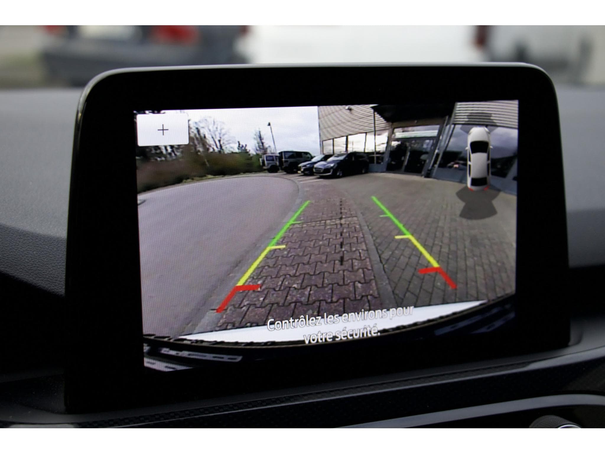 Ford Kuga 2.5 Duratec PHEV ST-Line (2024) - Photo 11