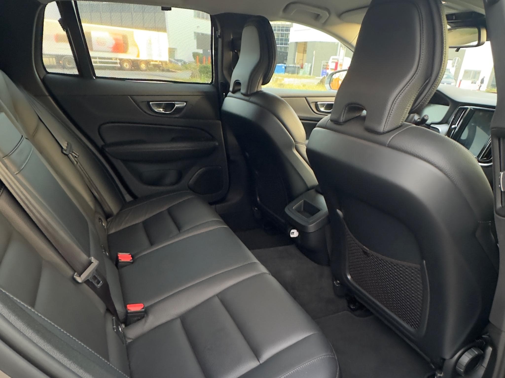 Volvo V60 D3 Sportline (2019) - Photo 9