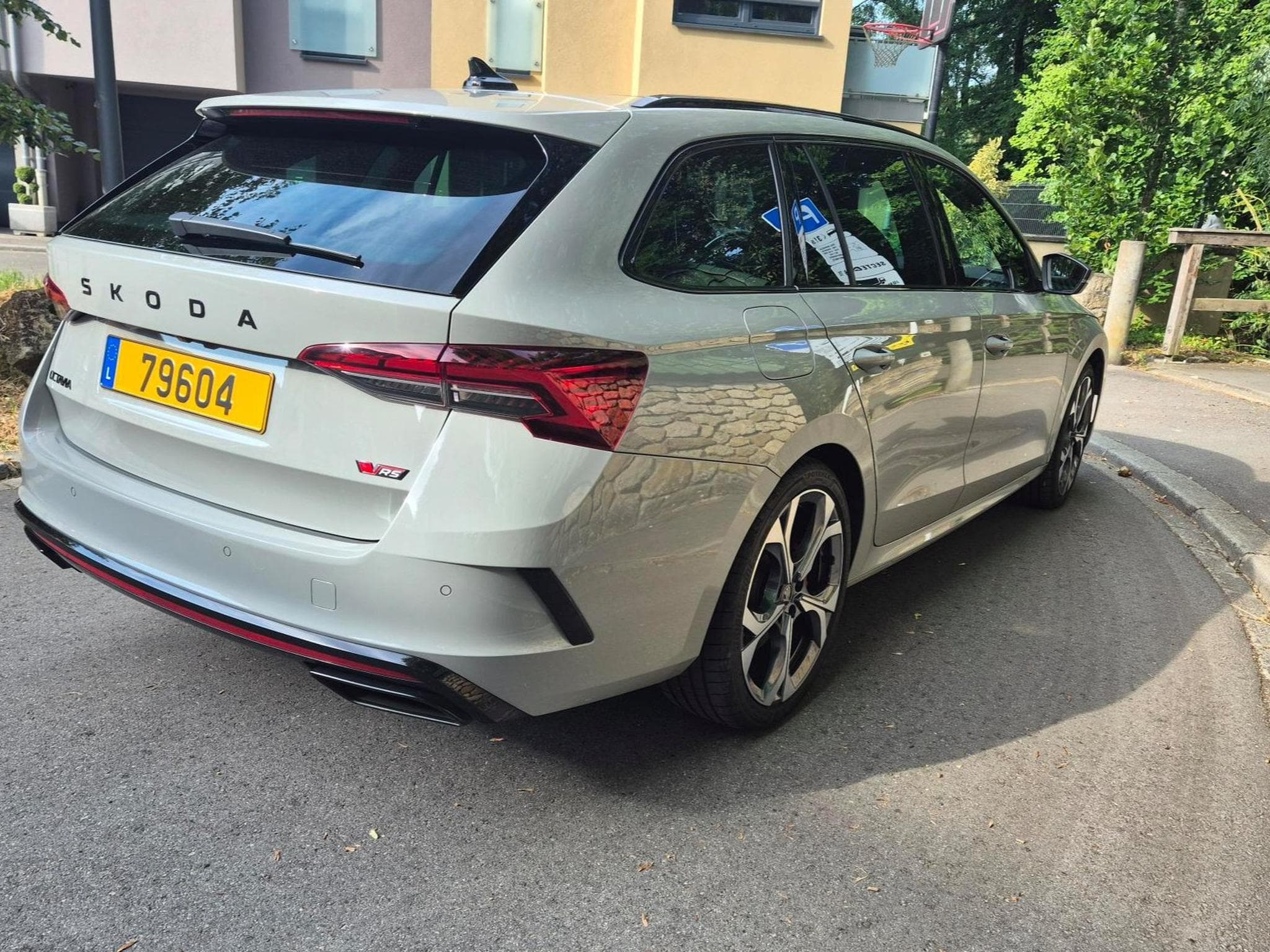 Skoda Octavia RS (2025) - Photo 1