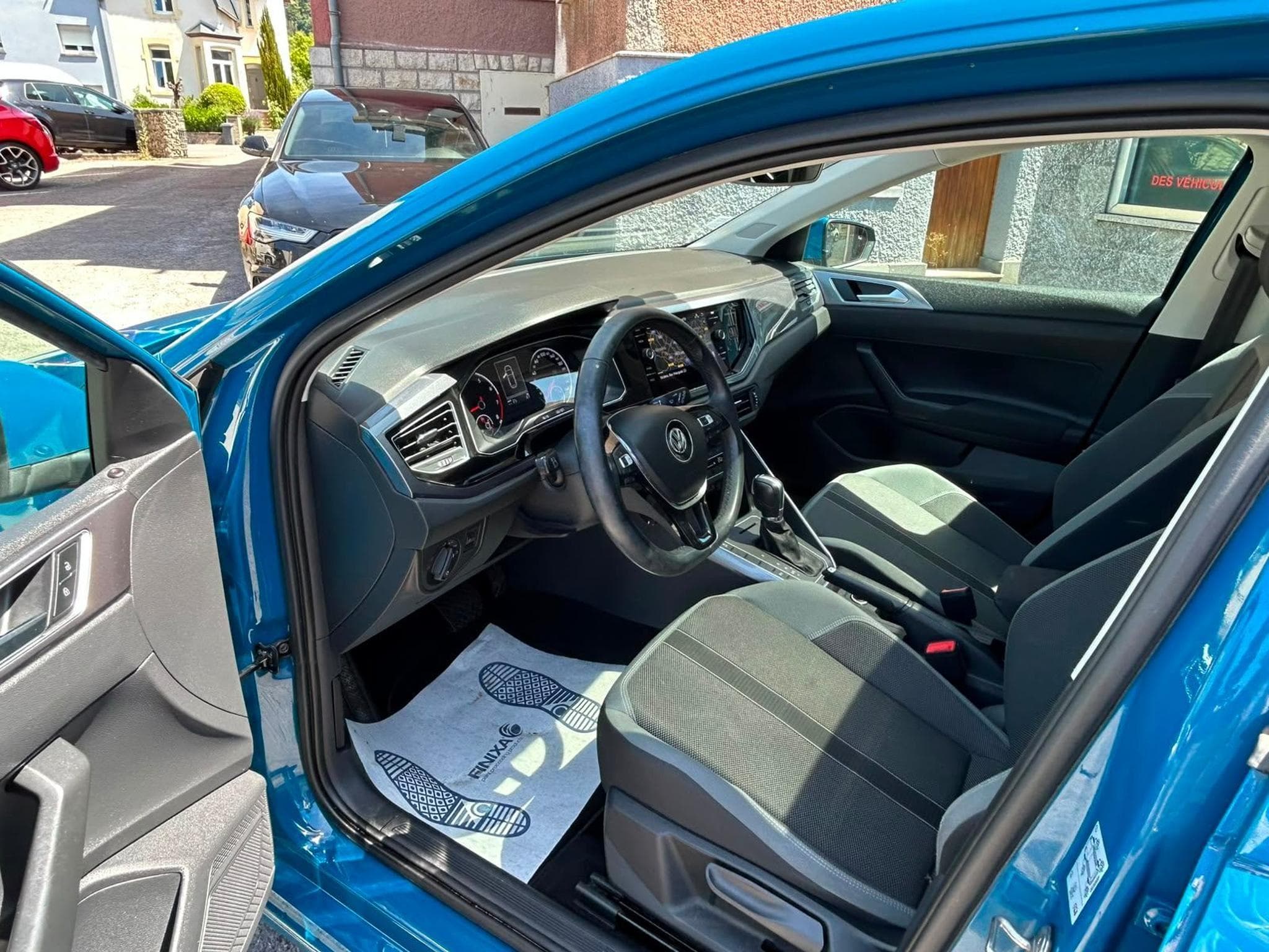 VW Polo 1.0 115CV DSG HIGLINE PANORAMA (2018) - Photo 10
