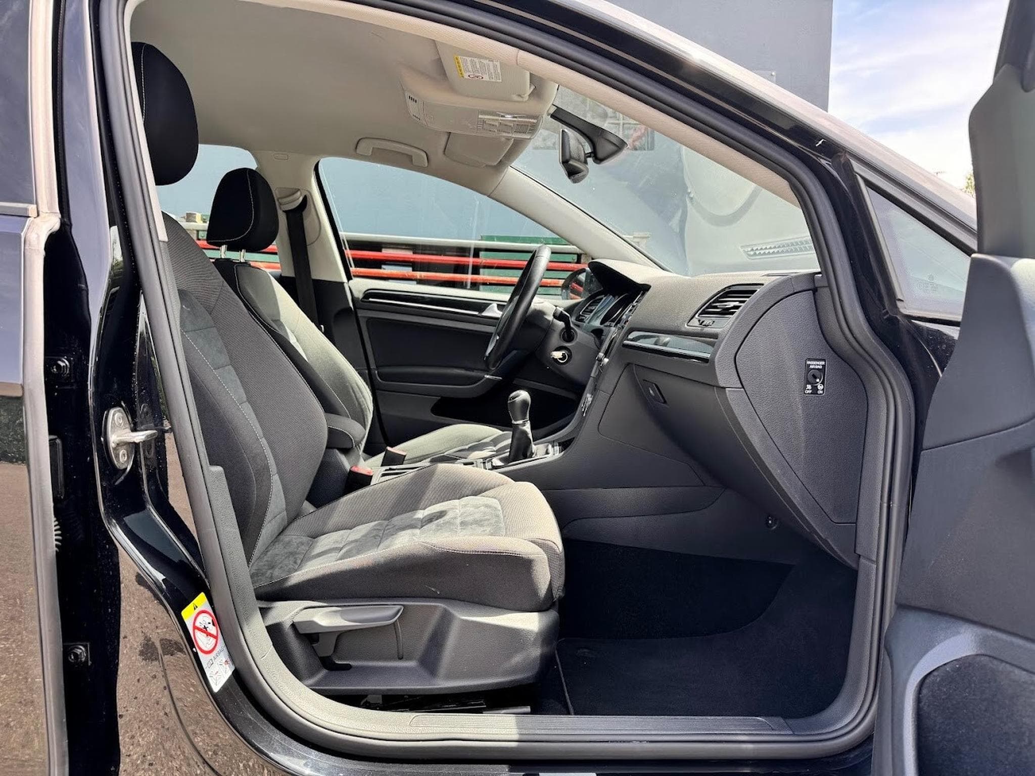 VW Golf 1.6 TDI 105 HIGHLINE (2014) - Photo 6