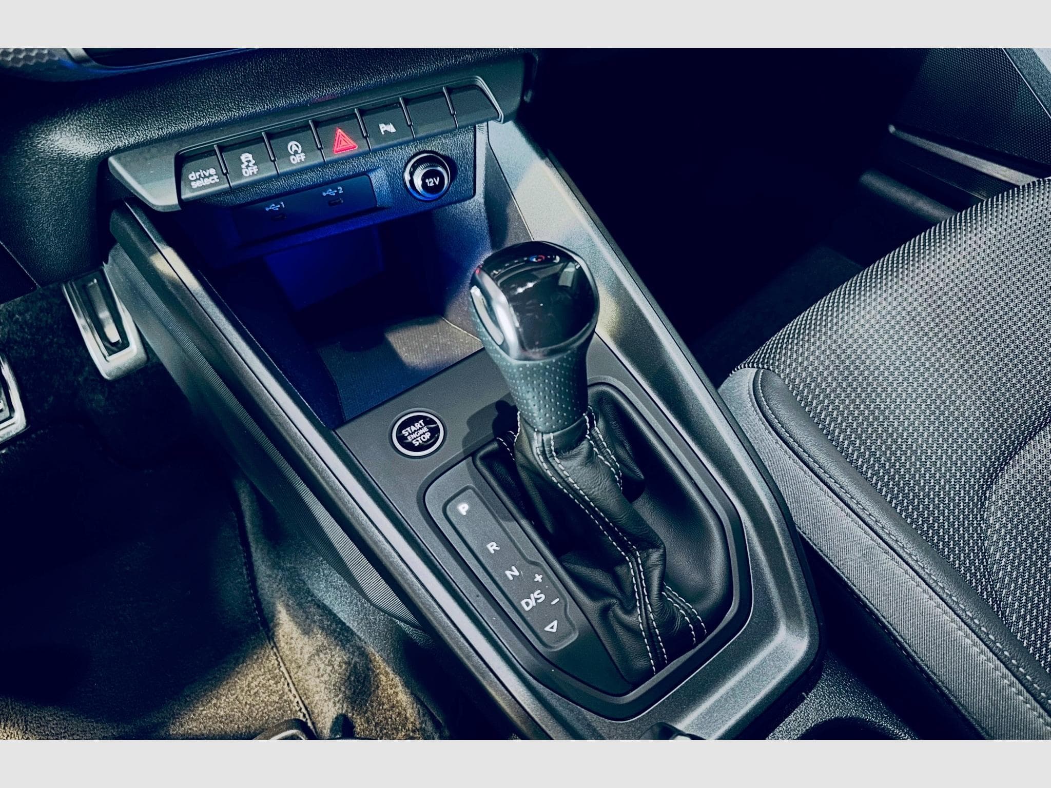 Audi A1 A1 SPORTBACK S-LINE 40 TFSI S-TRONIC (2022) - Photo 11