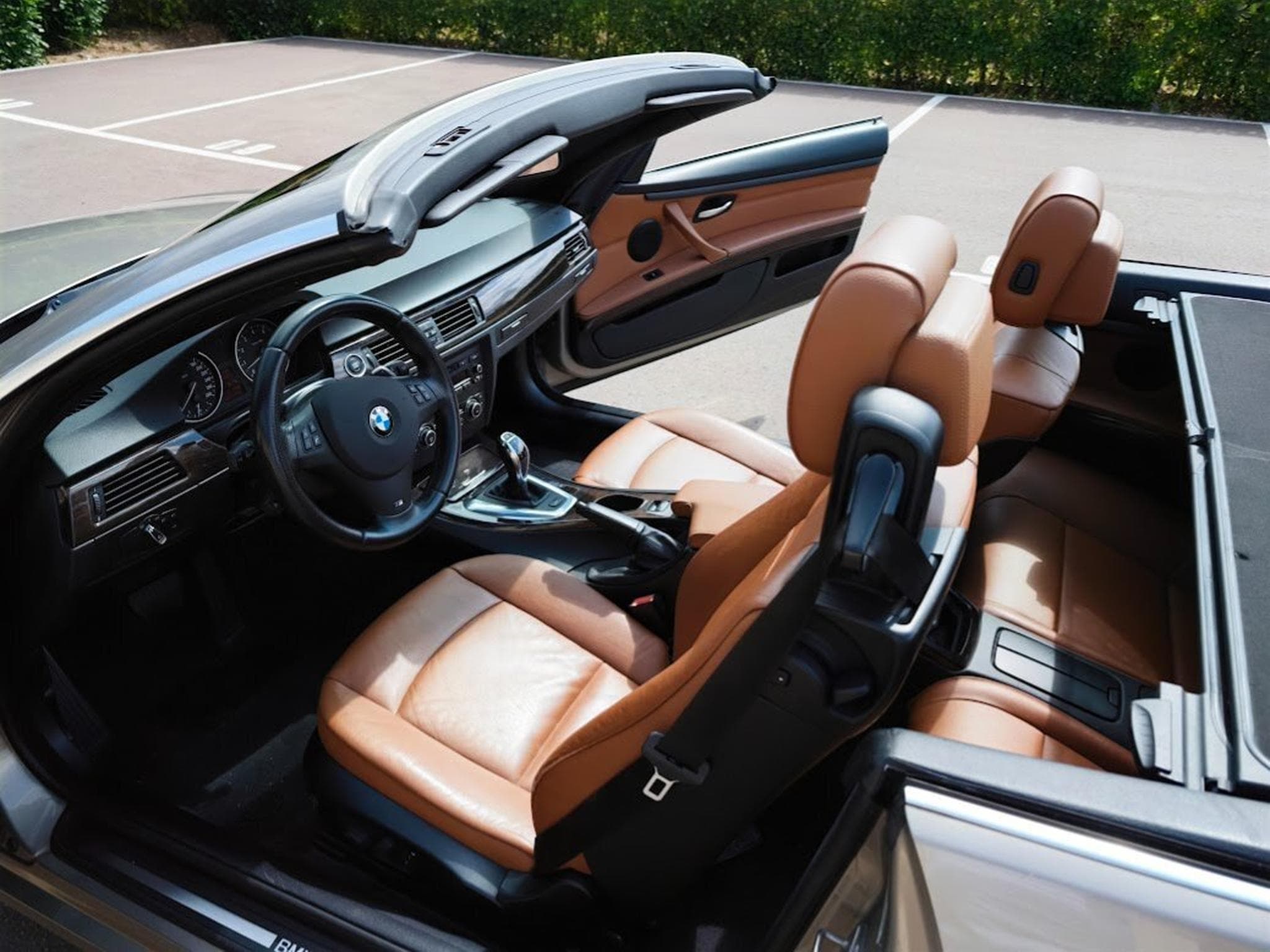 BMW 335 (2011) - Photo 15