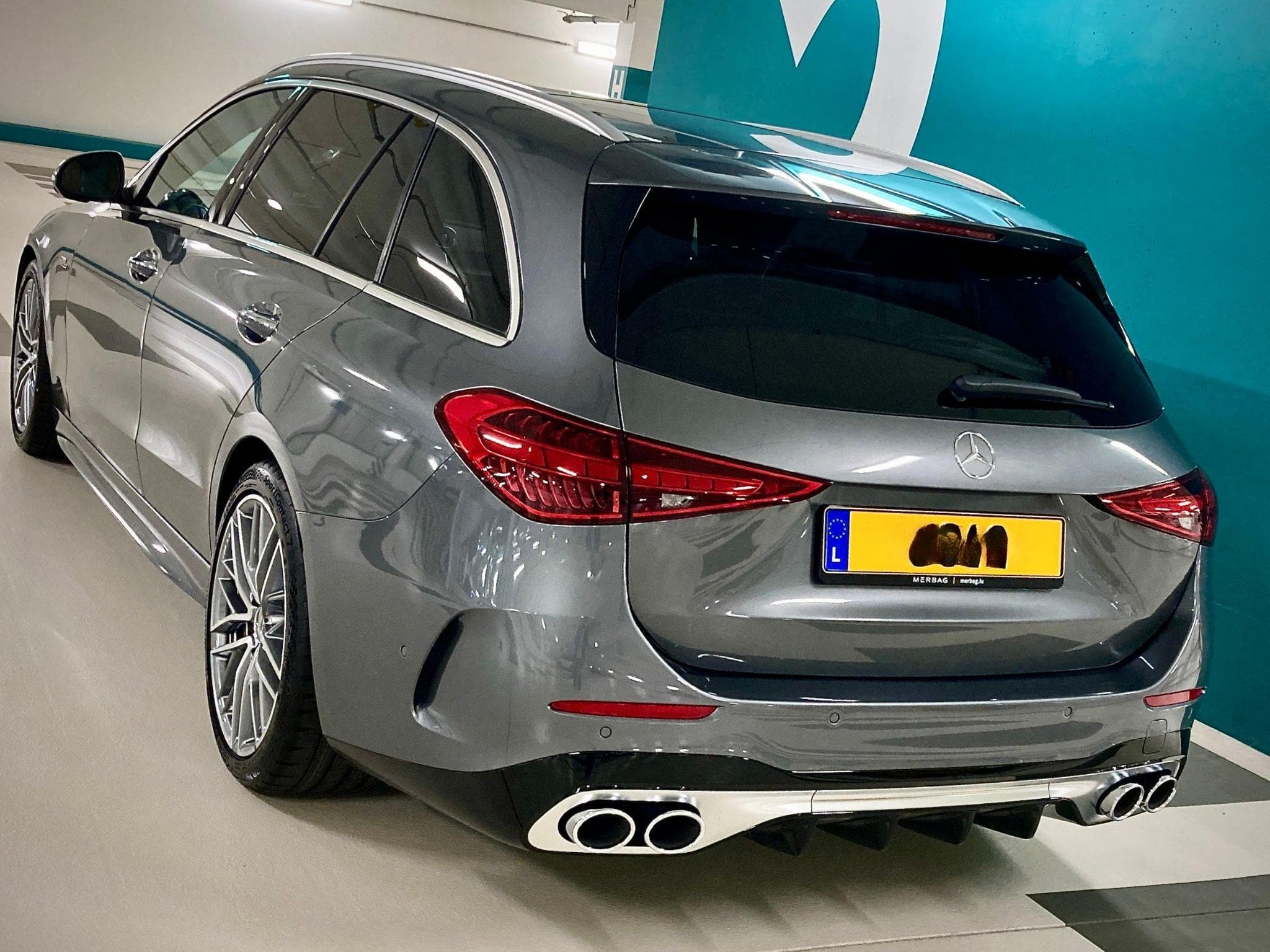 Mercedes C 43 AMG turbo electrified (2025) - Photo 2