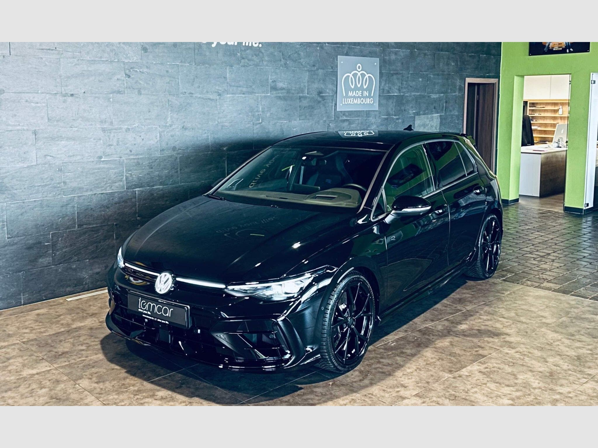 VW Golf GOLF VIII R TSI 4MOTION DSG (2026) - Photo 3