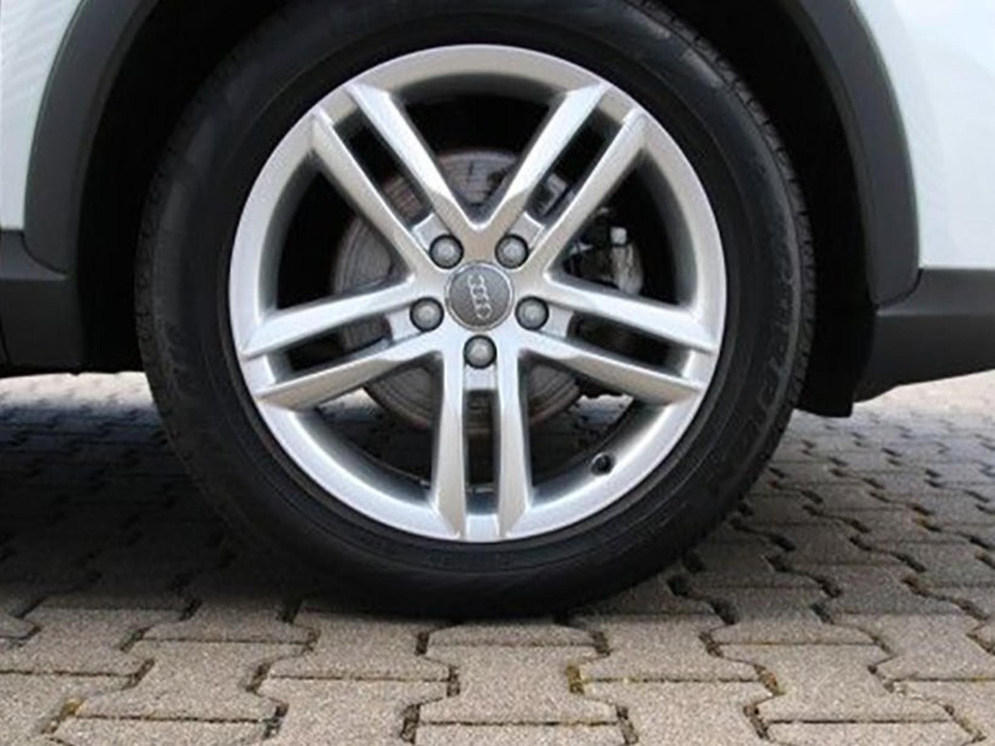 Audi Q3 S-Line Quattro (2013) - Photo 6