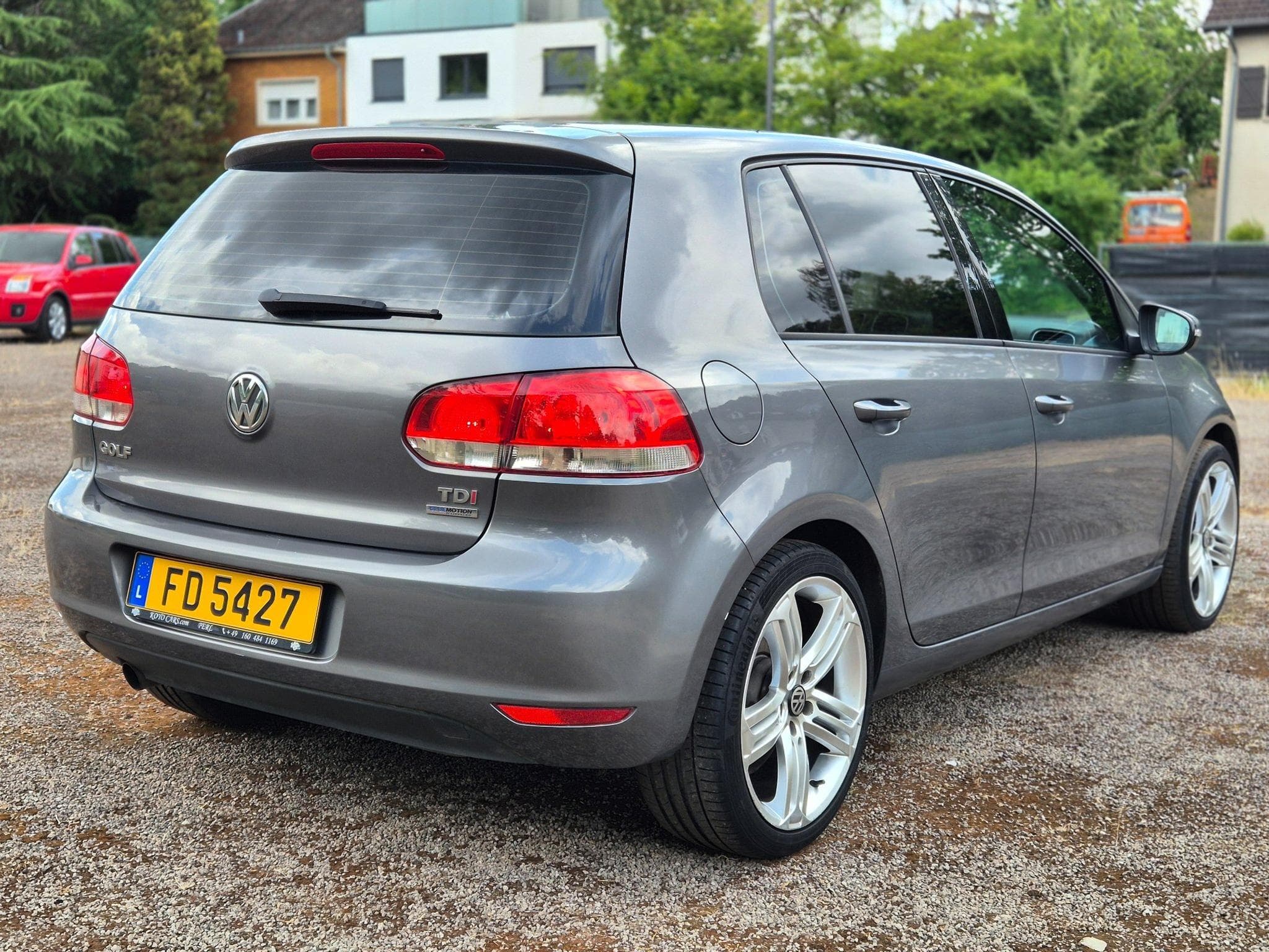 VW Golf VI 1.6 TDI 105-137.000KM- (2011) - Photo 2