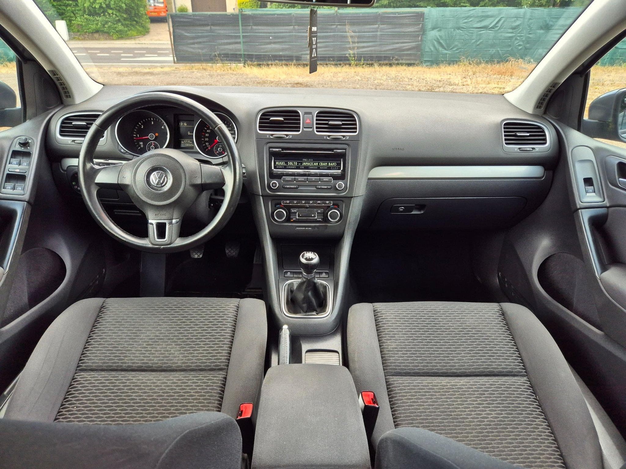 VW Golf VI 1.6 TDI 105-137.000KM- (2011) - Photo 3