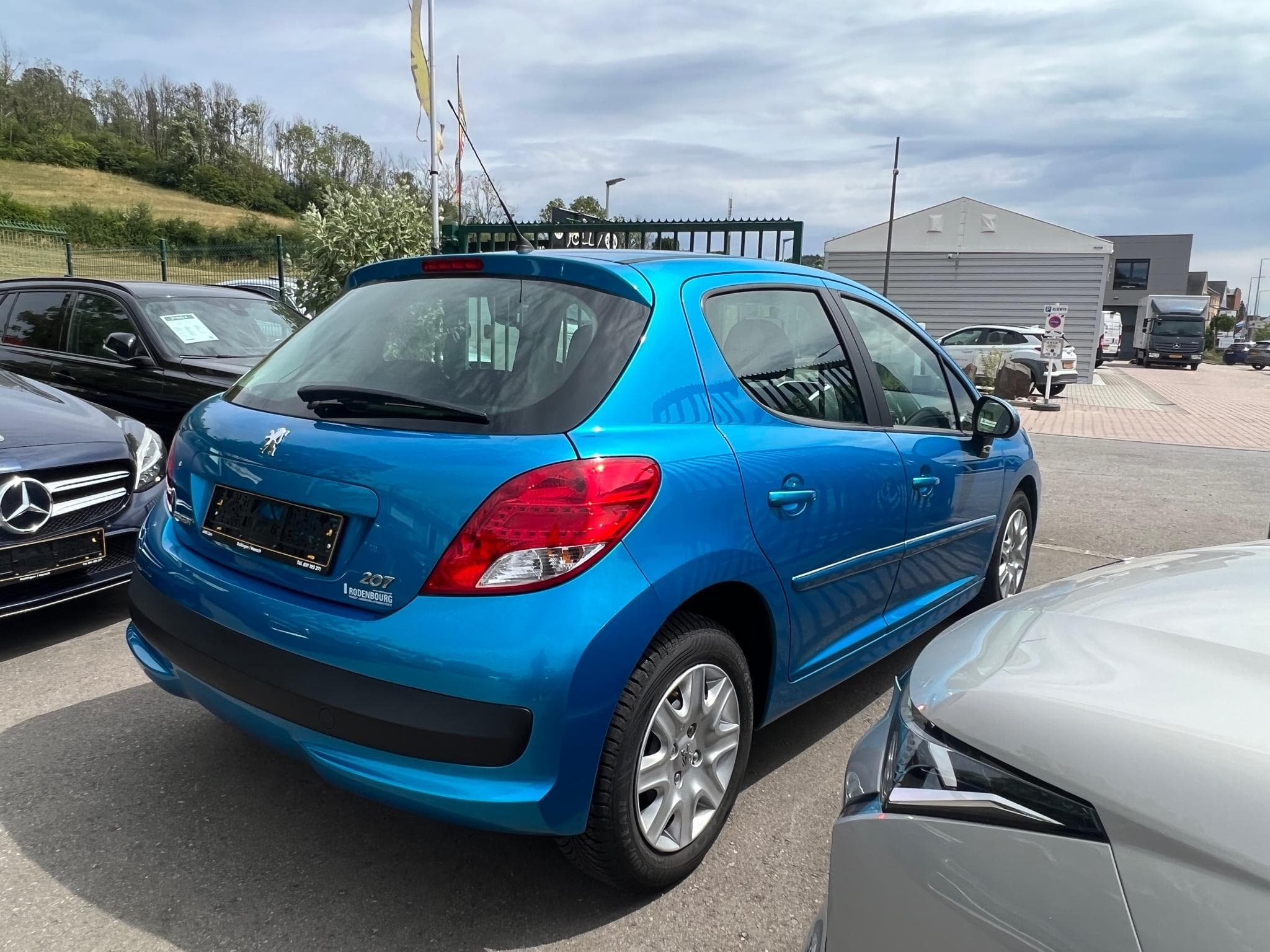 Peugeot 207 1.4 VTi 95CV (2011) - Foto 4
