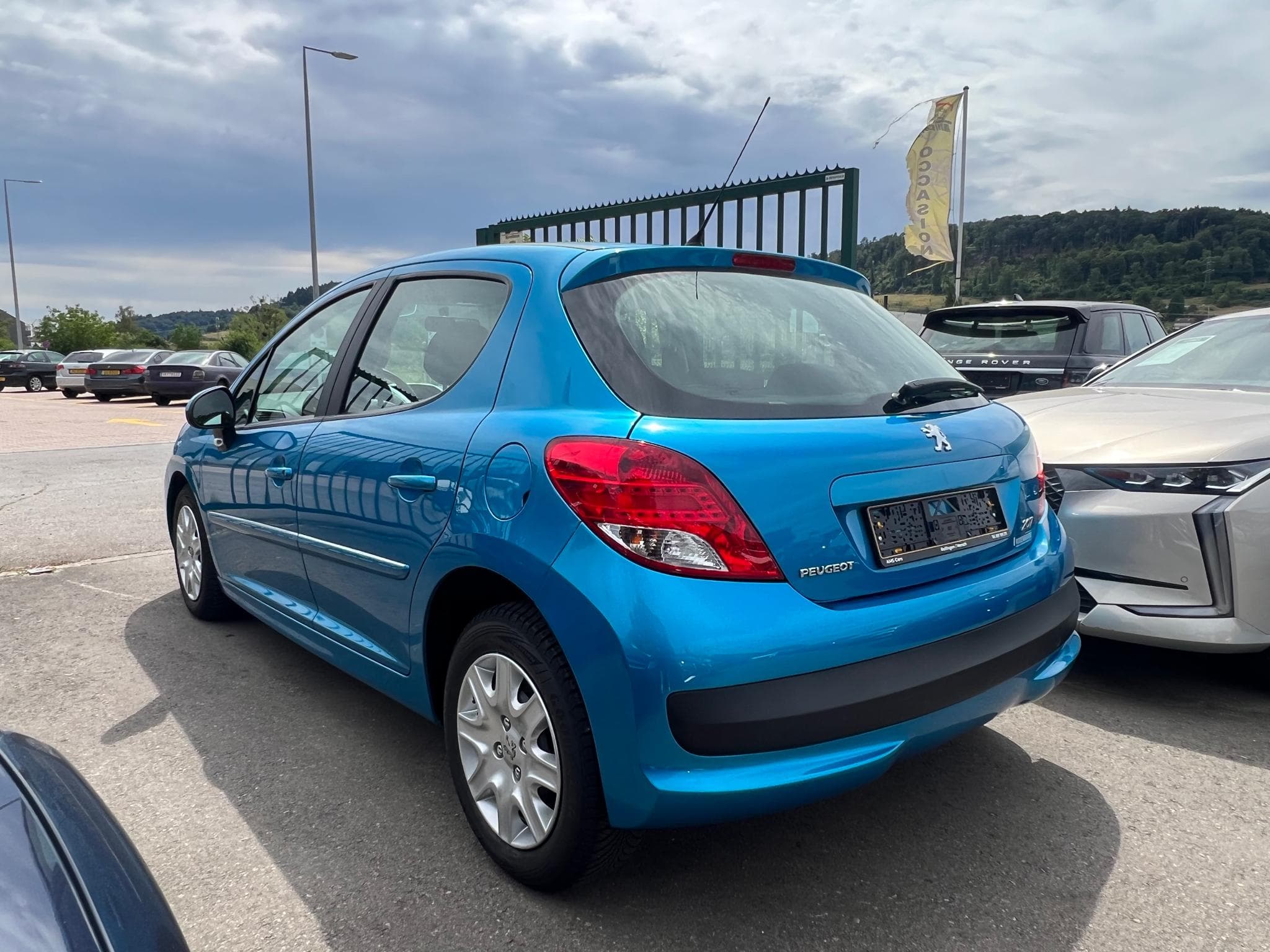 Peugeot 207 1.4 VTi 95CV (2011) - Foto 2