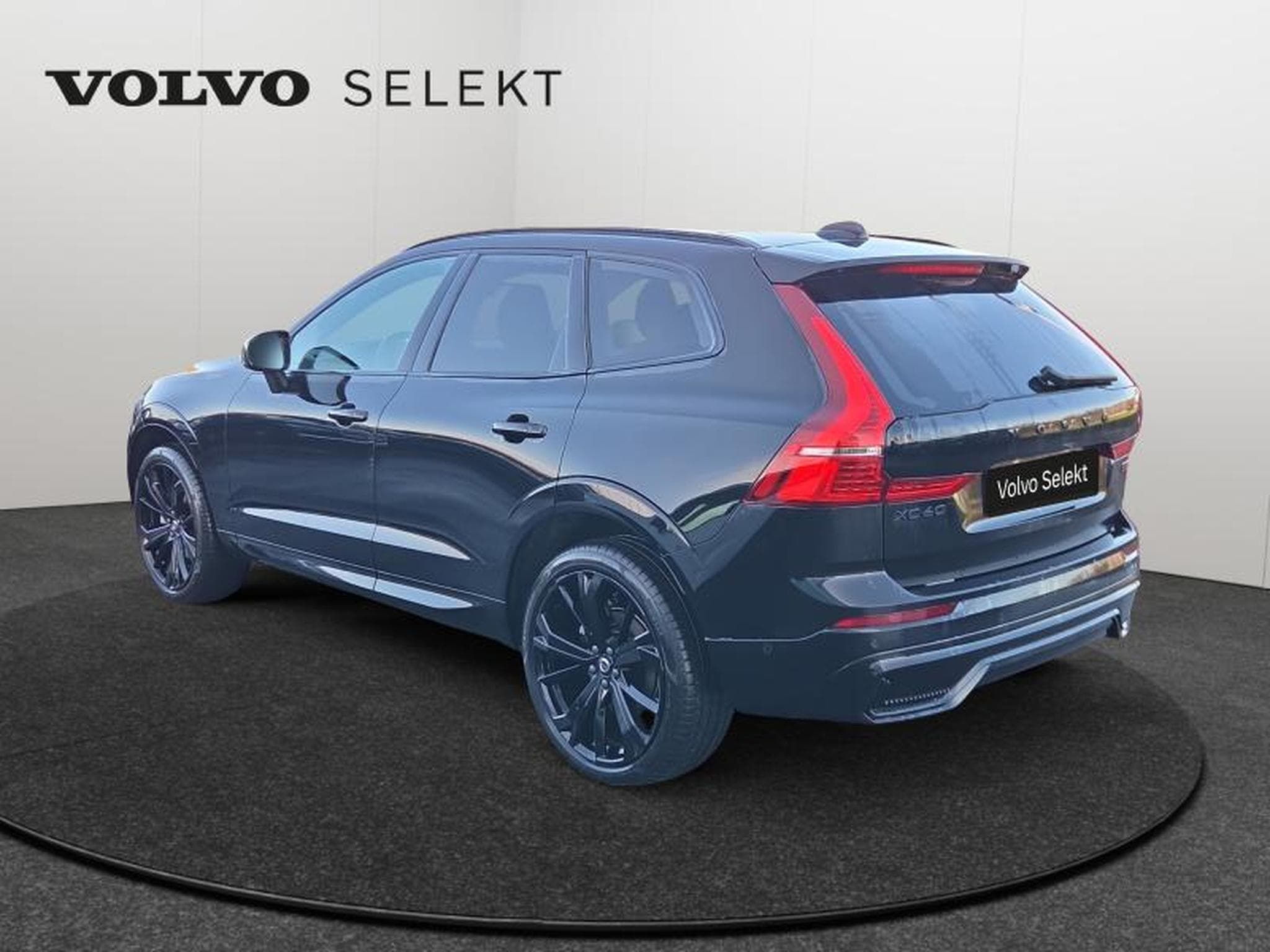 Volvo XC60 B5 Black Edition Plus / Essence (2025) - Photo 5