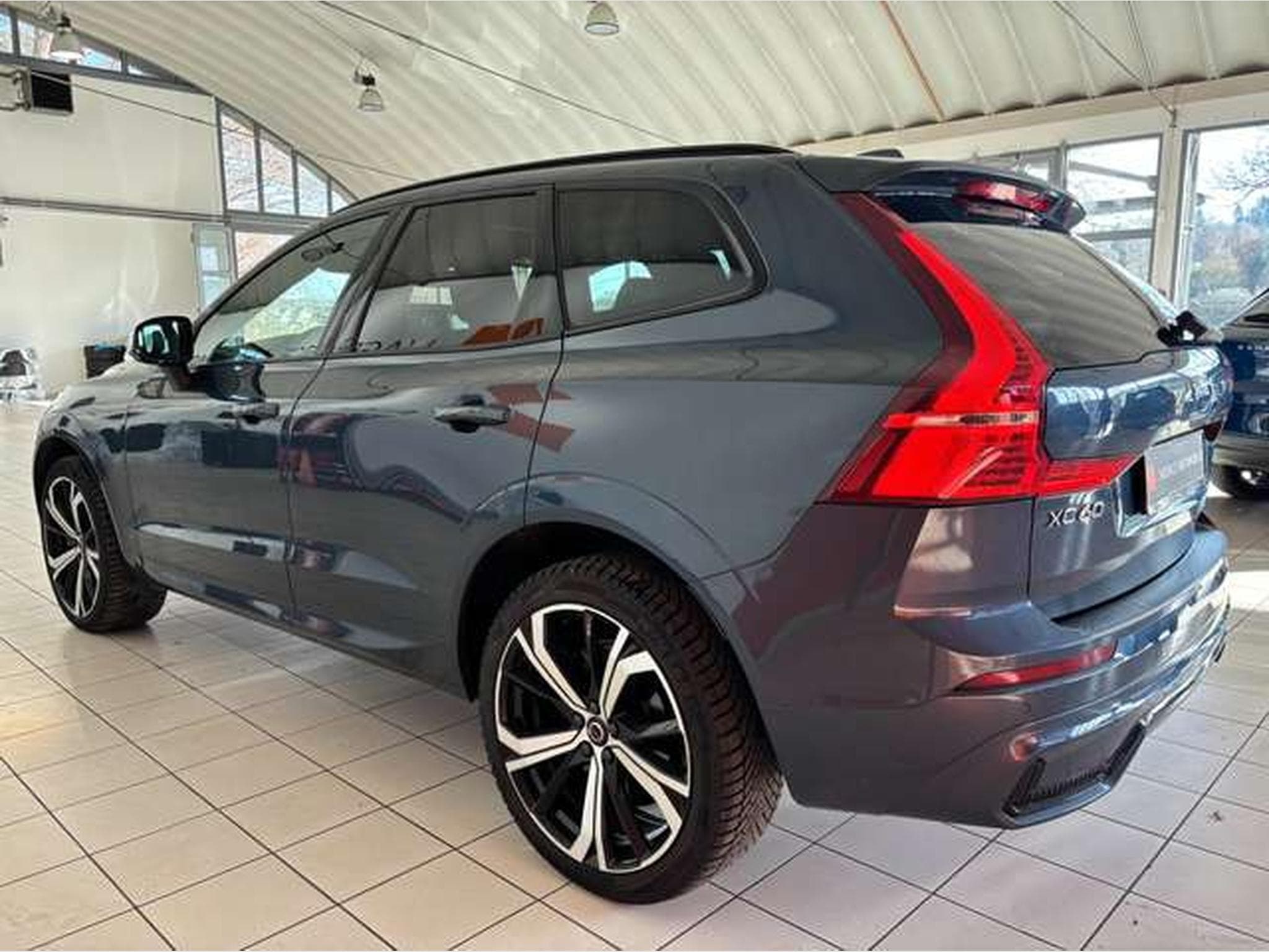 Volvo XC60 XC60 B4 D AWD RDesign-JUSQUA 48 MOIS DE GARANTIE (2023) - Photo 5