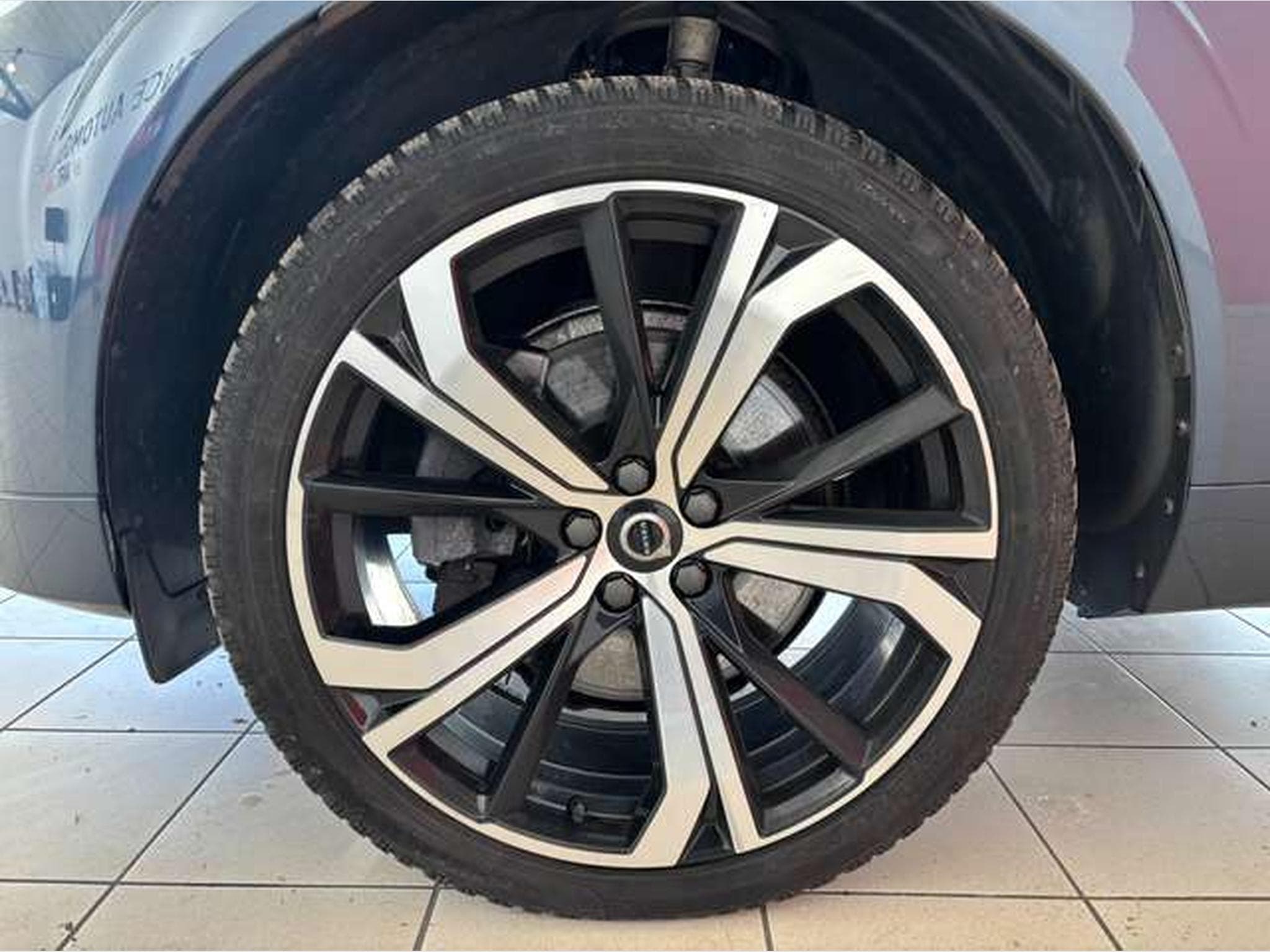 Volvo XC60 XC60 B4 D AWD RDesign-JUSQUA 48 MOIS DE GARANTIE (2023) - Photo 7