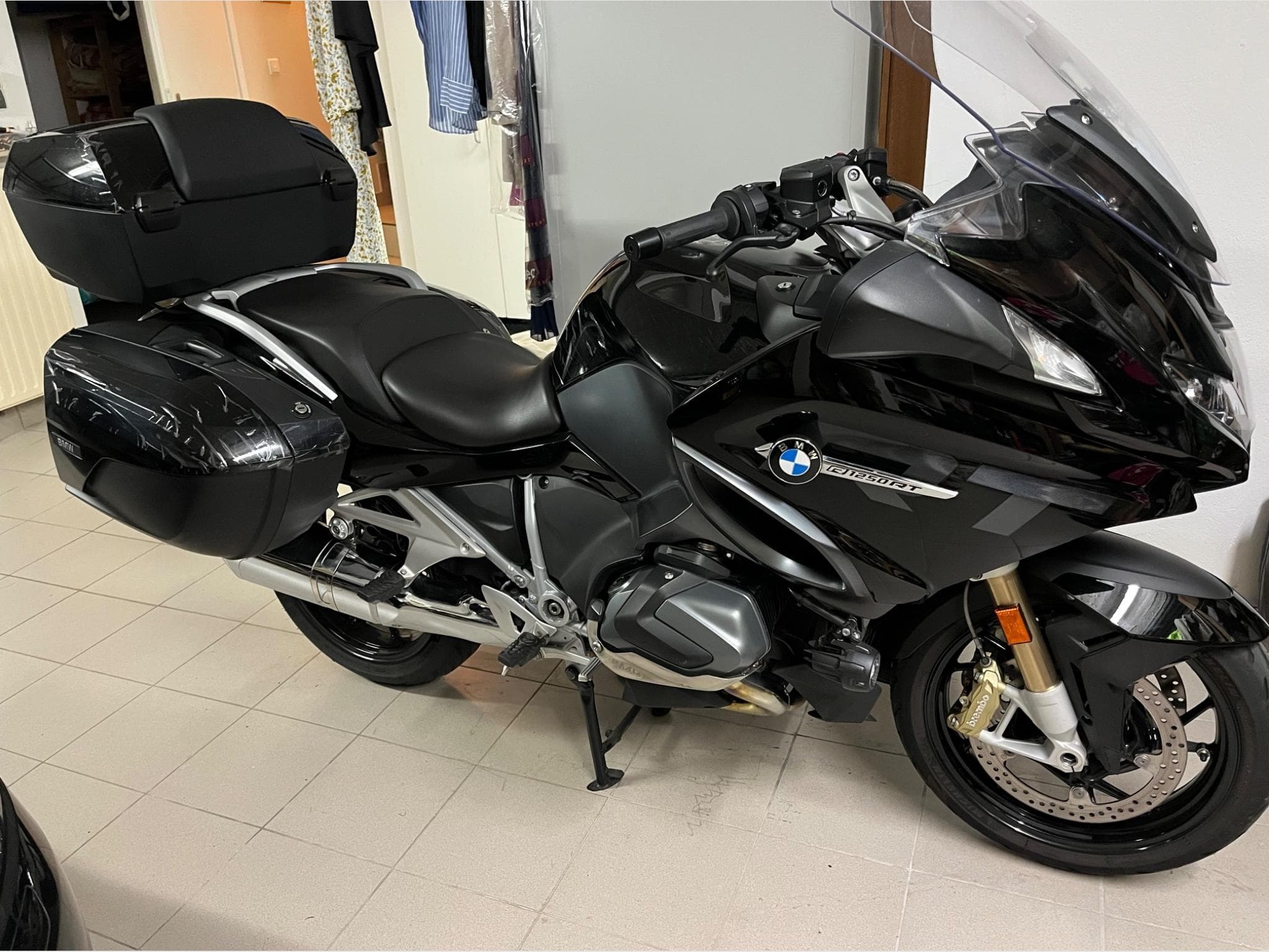 BMW R R 1250 RT (2022) - Photo 2