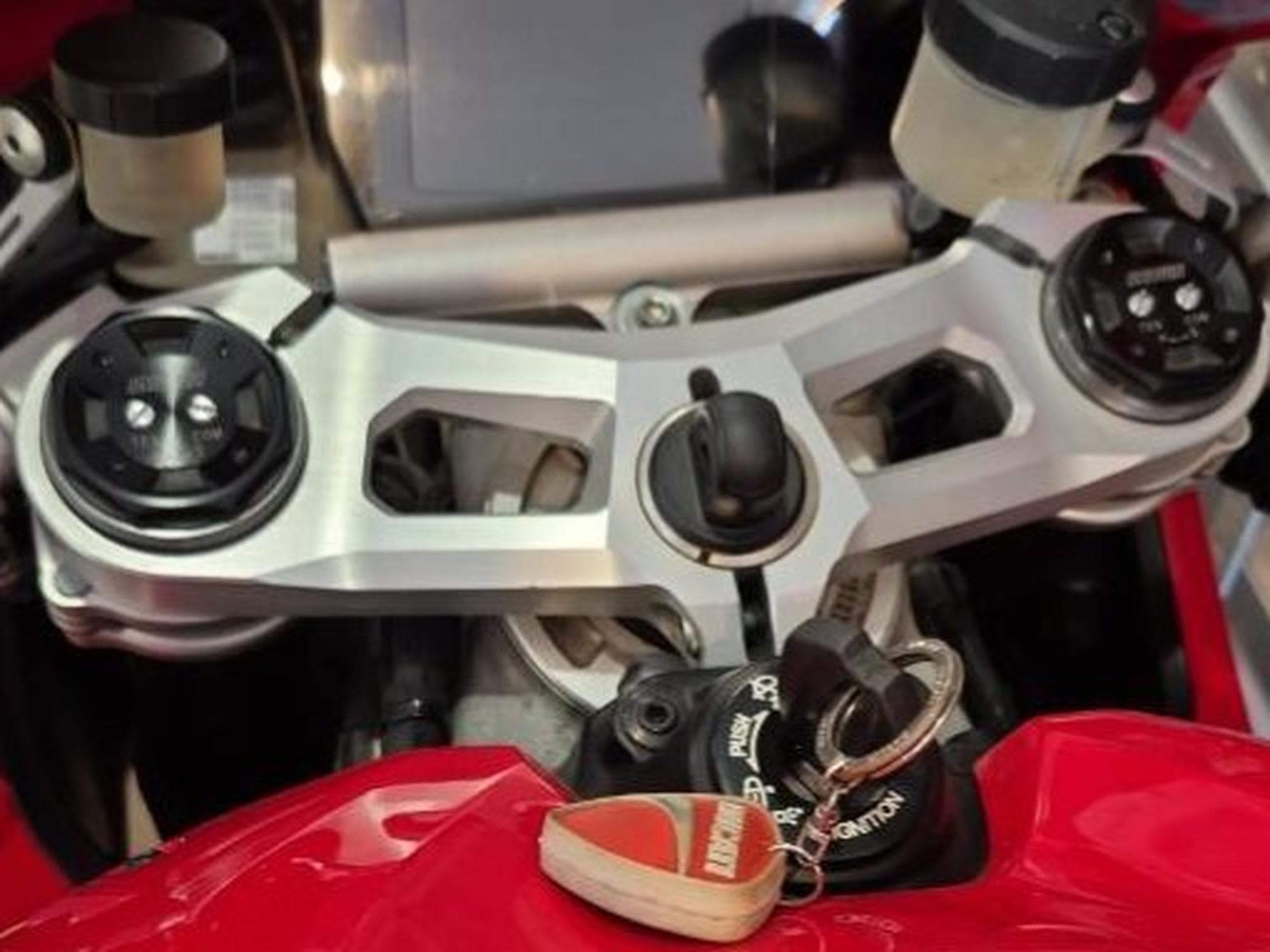 Ducati Panigale V4 (2018) - Foto 3