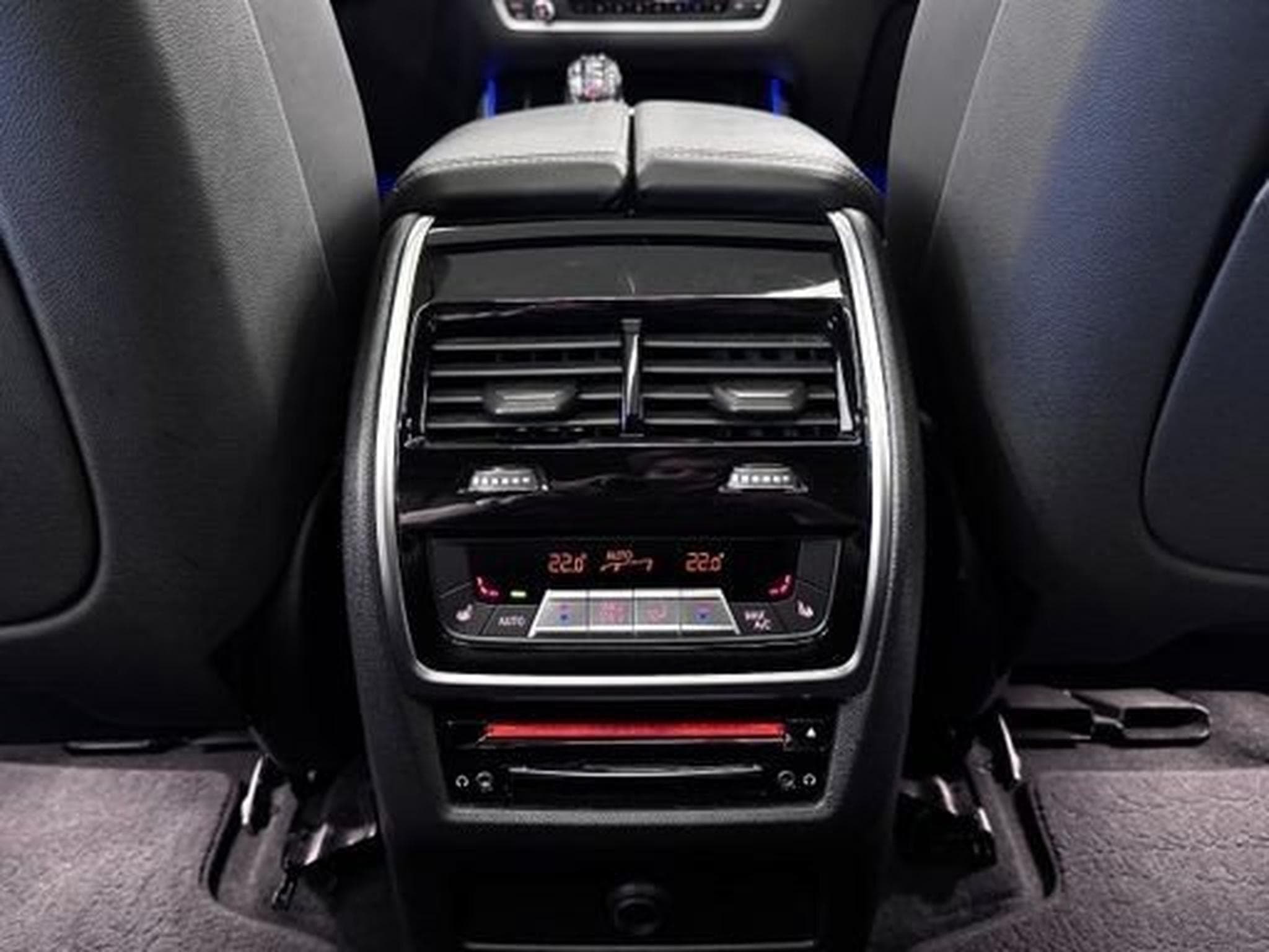 BMW X5M M50D (2020) - Photo 3