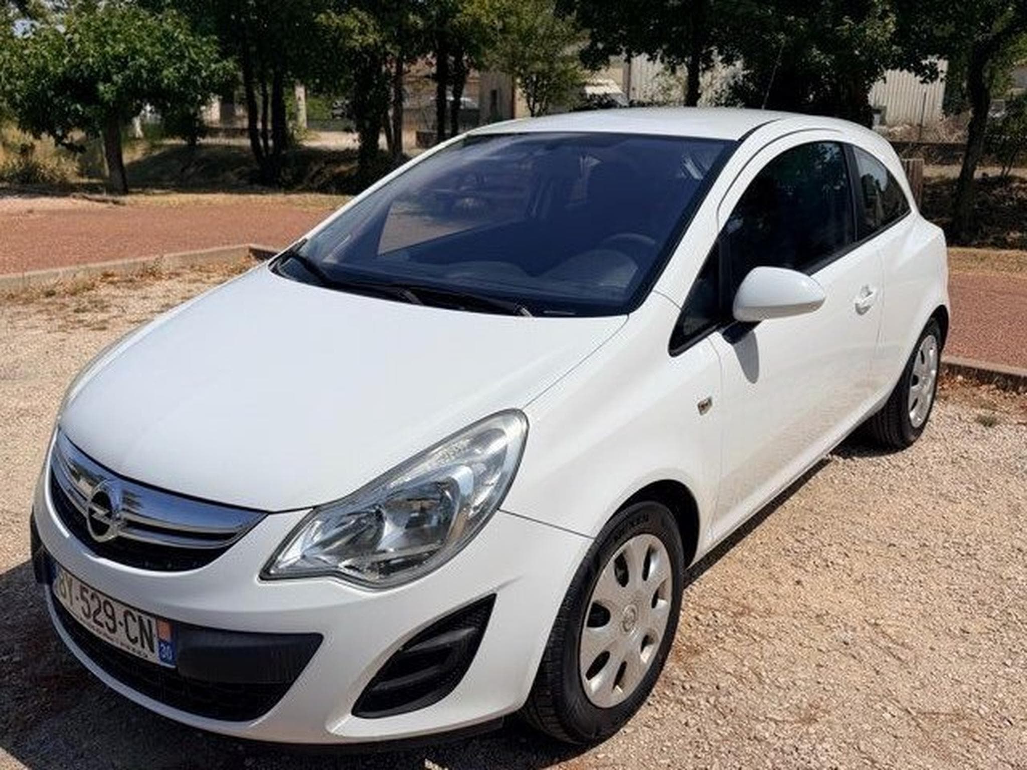Opel Corsa 1.3 CDTi (2011) - Foto 3