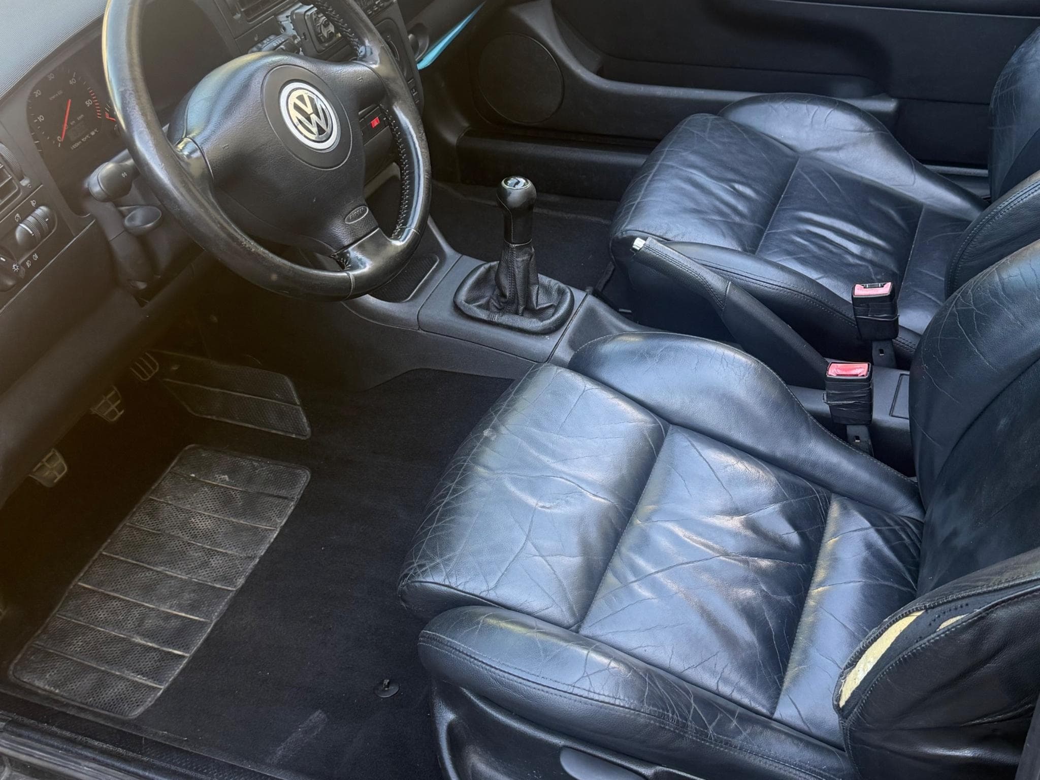 VW Golf 1.9 tdi 90 cv (2001) - Photo 8