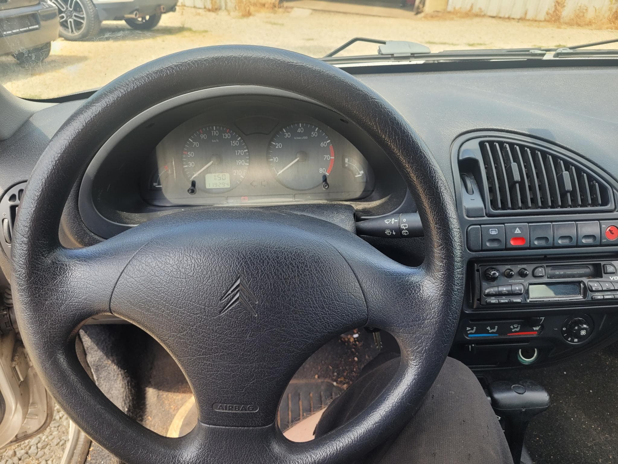 Citroën Saxo AUTOMATIQUE (2000) - Photo 8